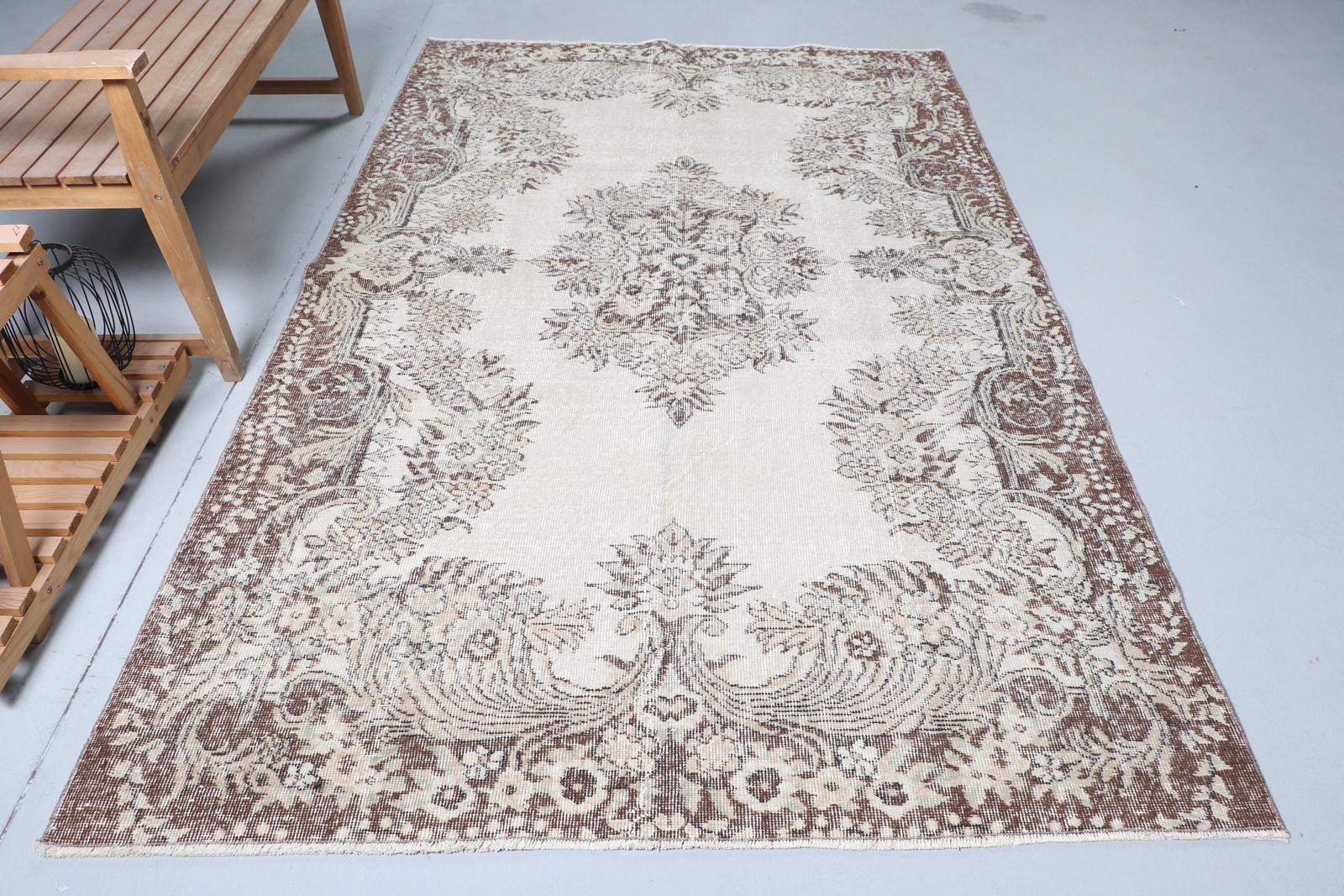 5,4×8,7 ft Rug, Turkish Vintage Rug, Brown Polka dot Wool Rug