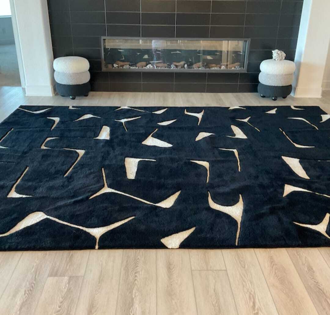 Sway Handmade Tufted Black And White Woolen Area Rug (READY TO SHIP)