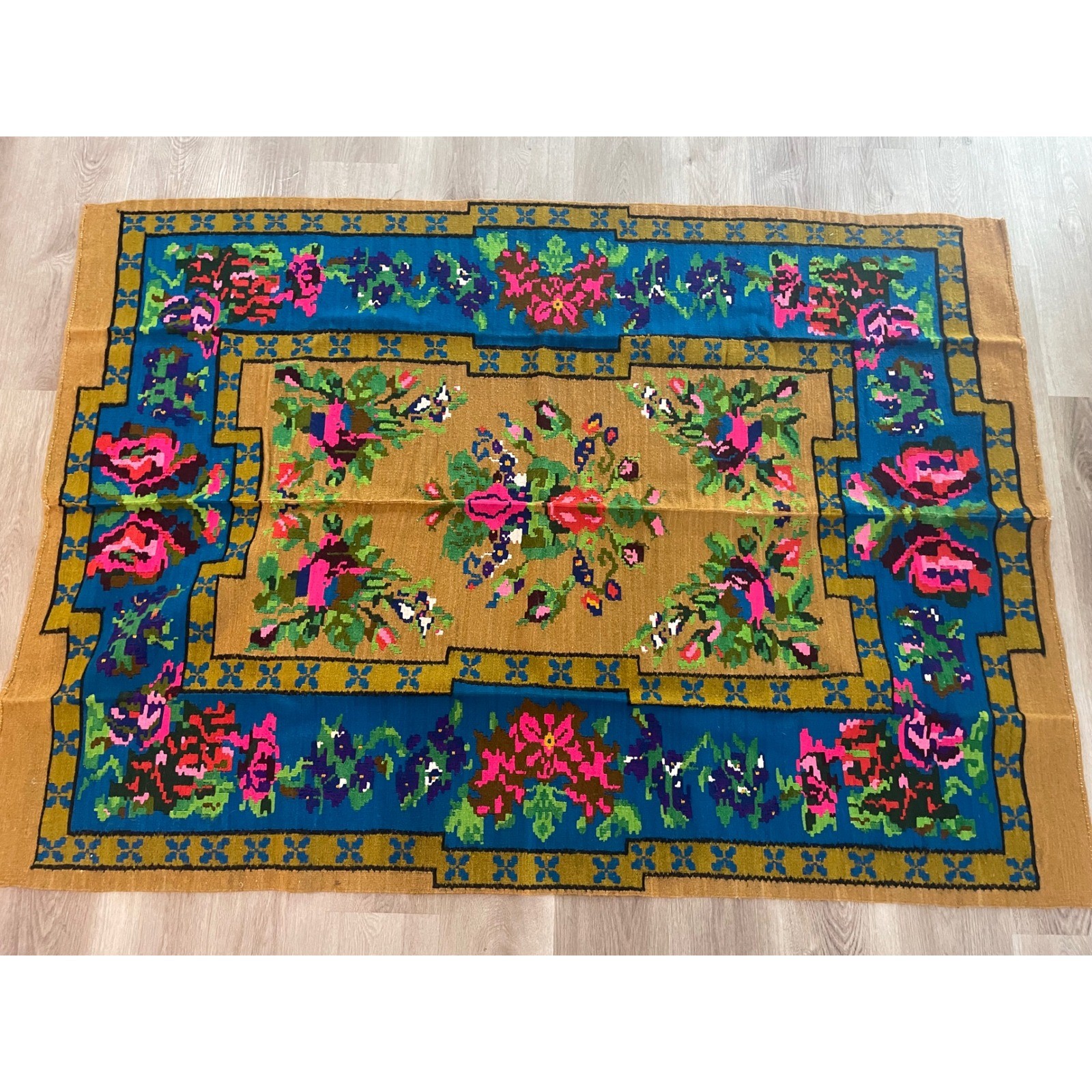 Vintage Bessarabian Kilim Rug Floral Rose Wool 70×50 Moldovan Romanian Flatweave
