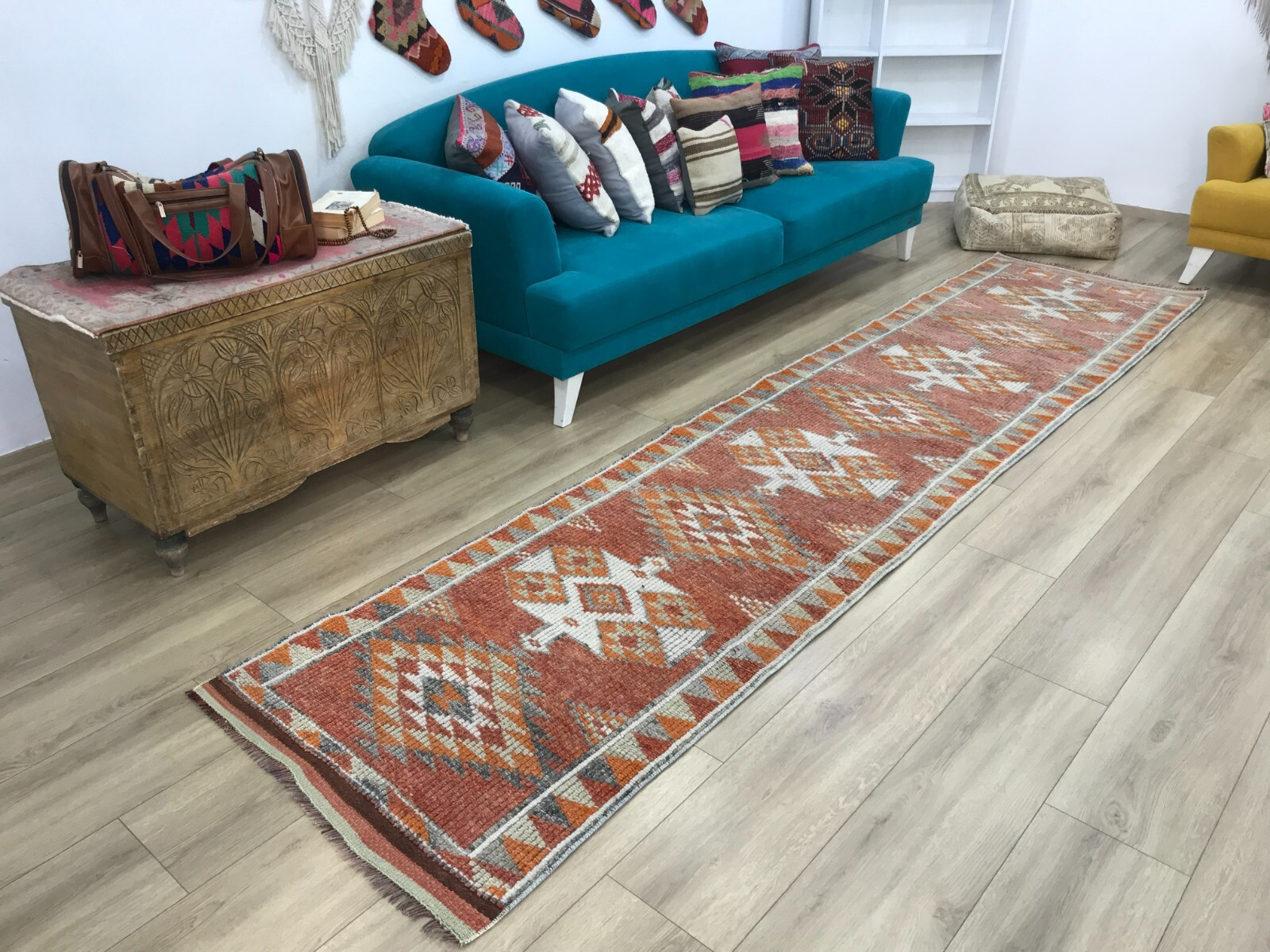 Herki turkish rug, Faded color rug, Vintage rug, Bohemian rug, 2.8 x 12.2 ft