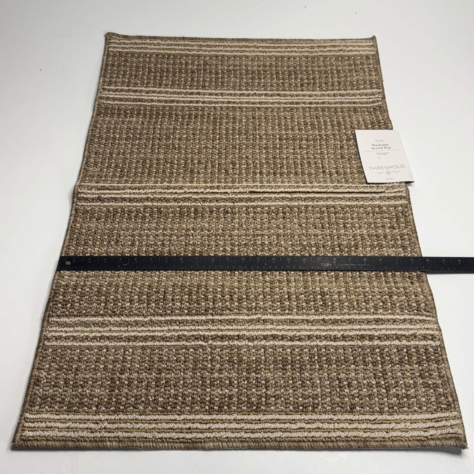 THRESHOLD Washable Tufted Accent Rug Sz 24″ x 36″ Light Brown