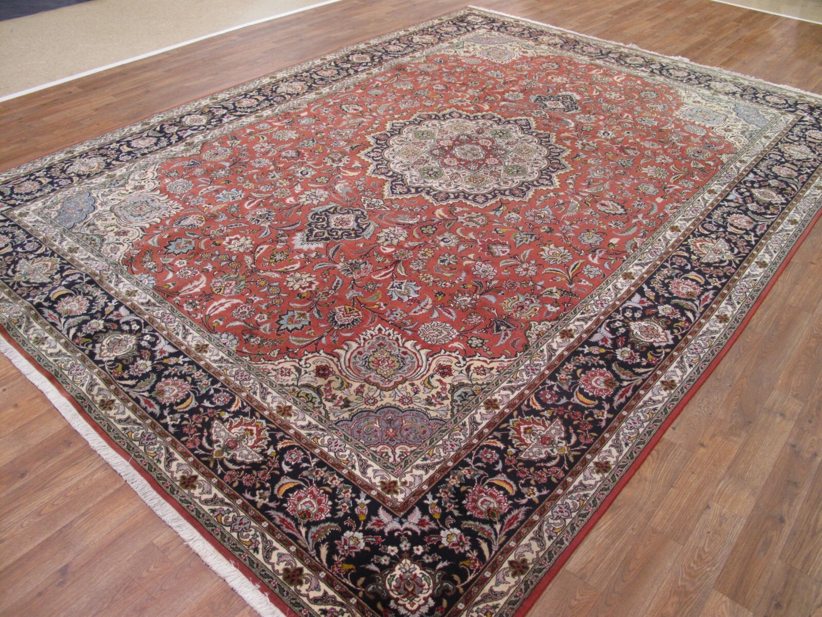 Traditional Hand-Knotted Tabrize Area Rug | 8’3″ x 11’6″ | 100% Wool/Silk Blend
