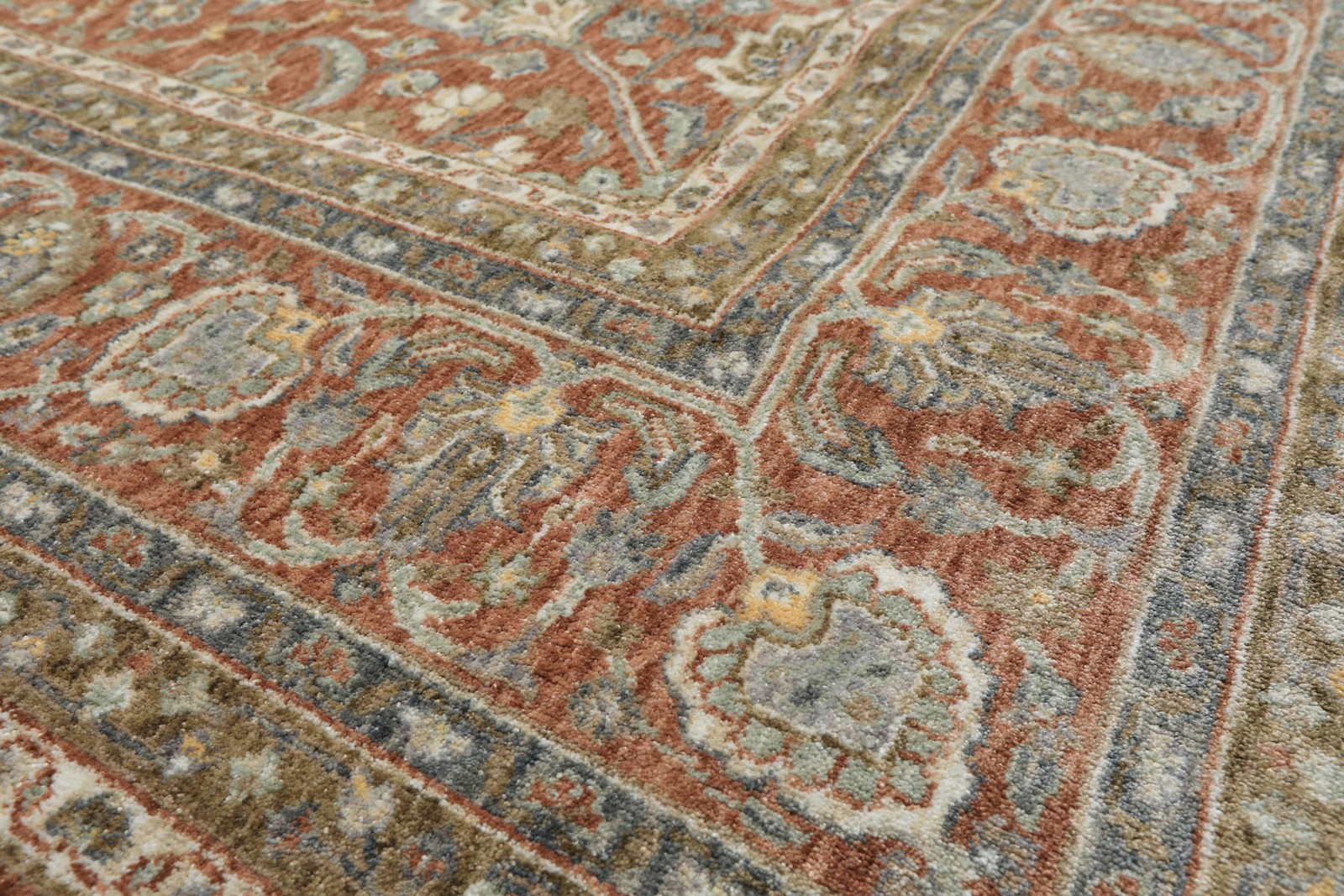 Multi Sizes Rust Traditional Dense Pile Silky Sheen Rug