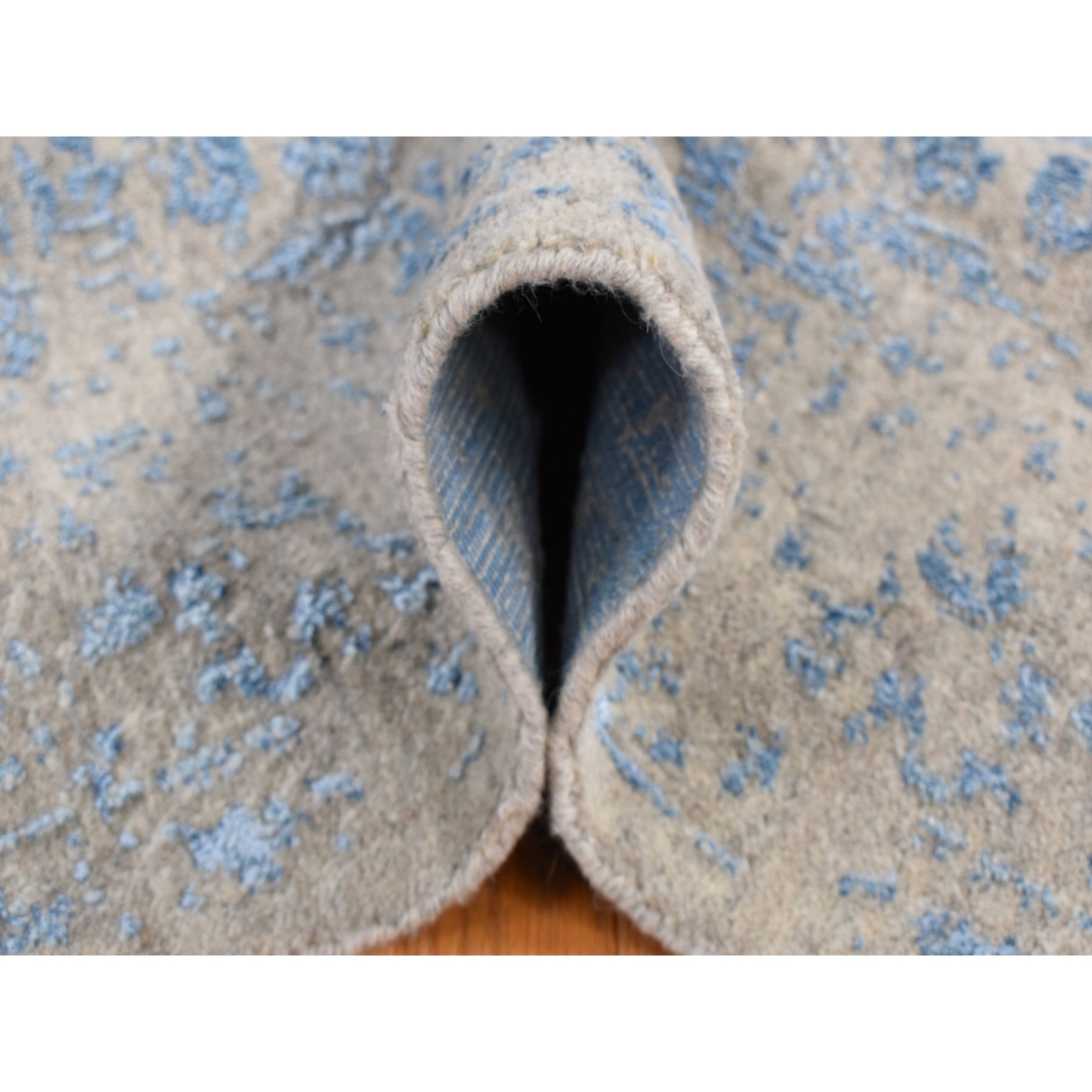 7’10” x 9’9″ Blue Hand Loomed Erased Broken Pomegranate Design Wool Rug R87022