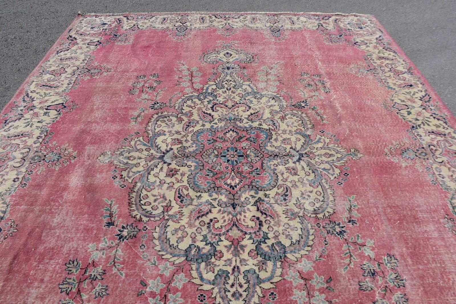Turkish Vintage Oversize Rug 8,8×12,1 ft (268×370 cm), Red Floral Rug Rug