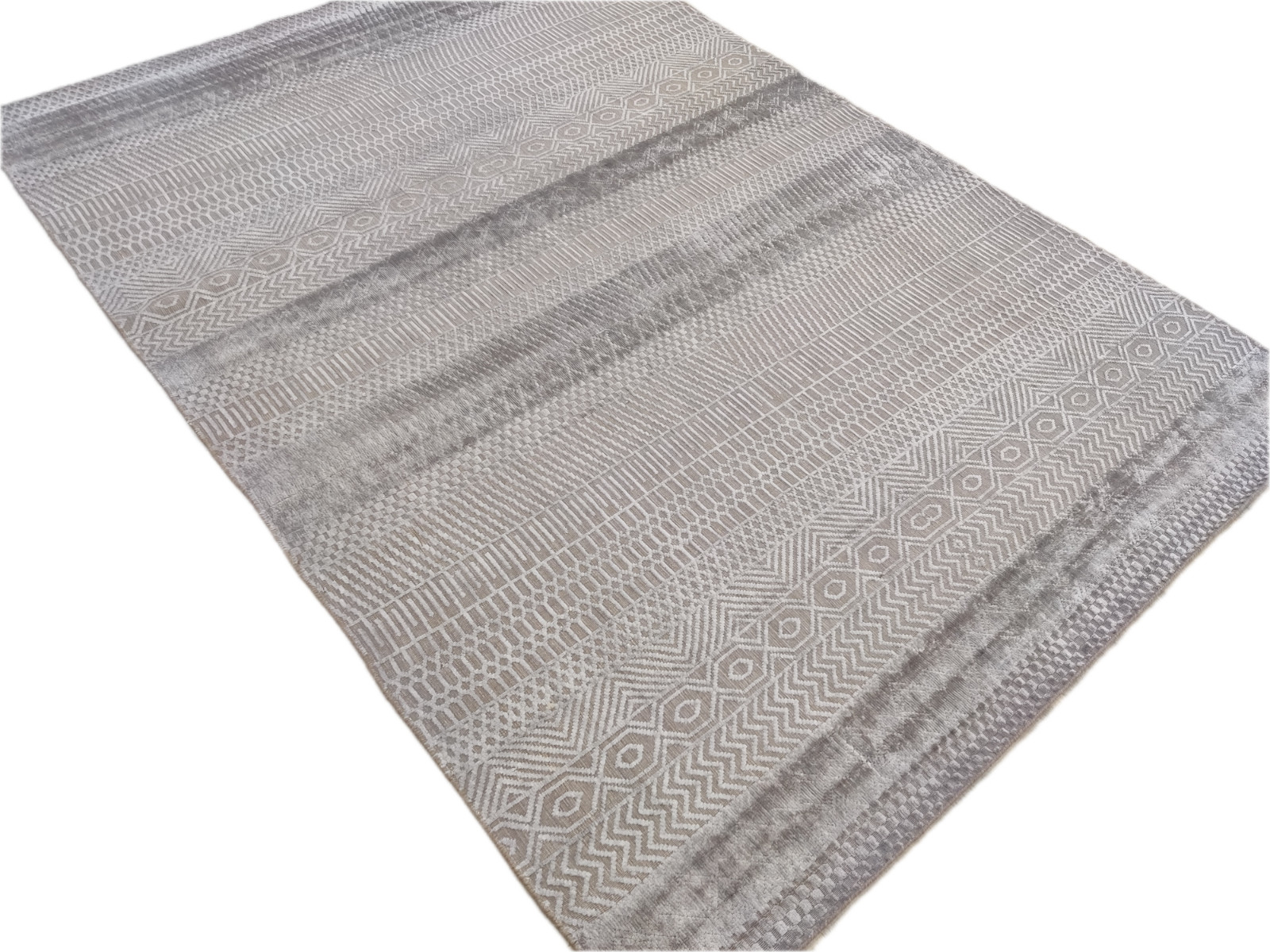 Modern Area Rug for Living Room Loom-made Woven Grey Wool Viscose 7 x 10 ft