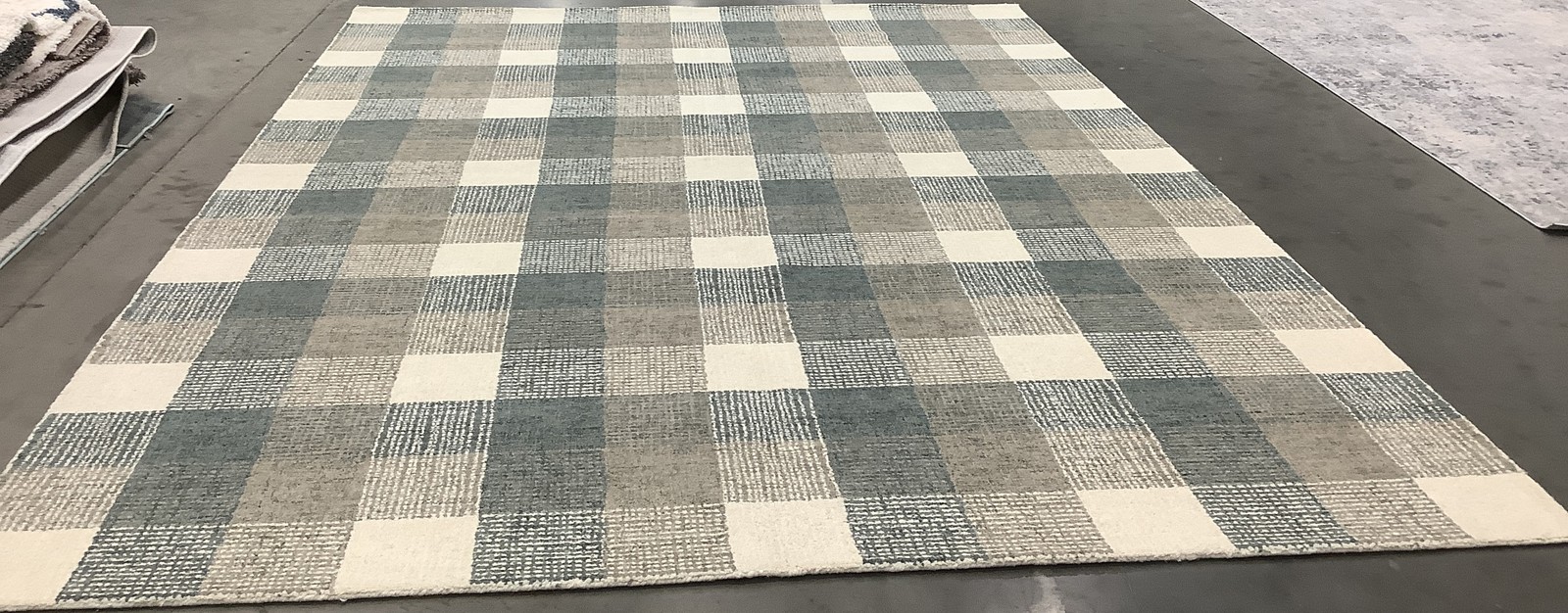IVORY / BROWN 9′-0″ x 12′-0″ Flaw in Rug, Reduced Price 1172685049 GRE702T-9