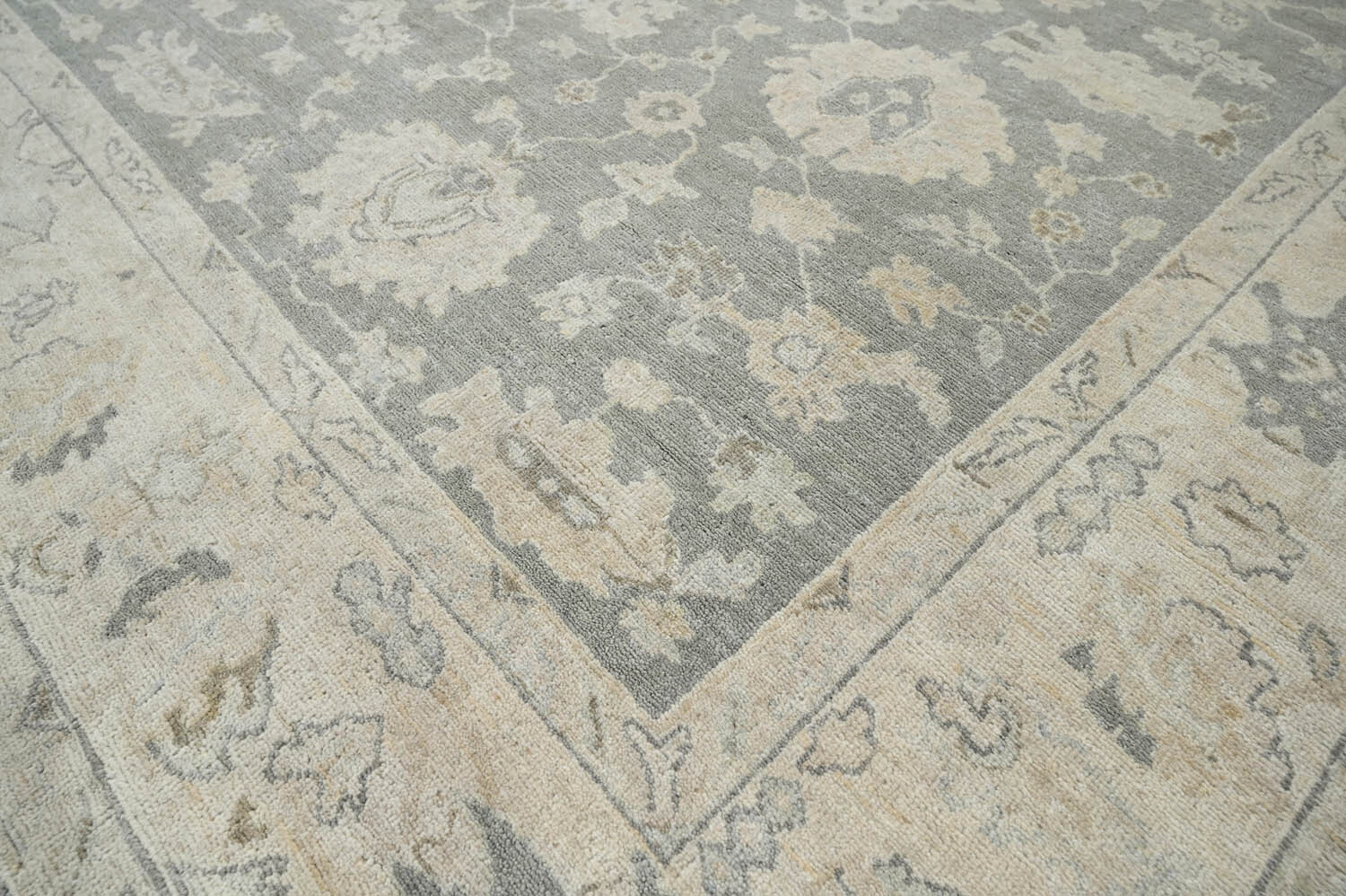 7′ 11”x9′ 11” Gray Hand Knotted Traditional Turkish Oushak Wool Area Rug