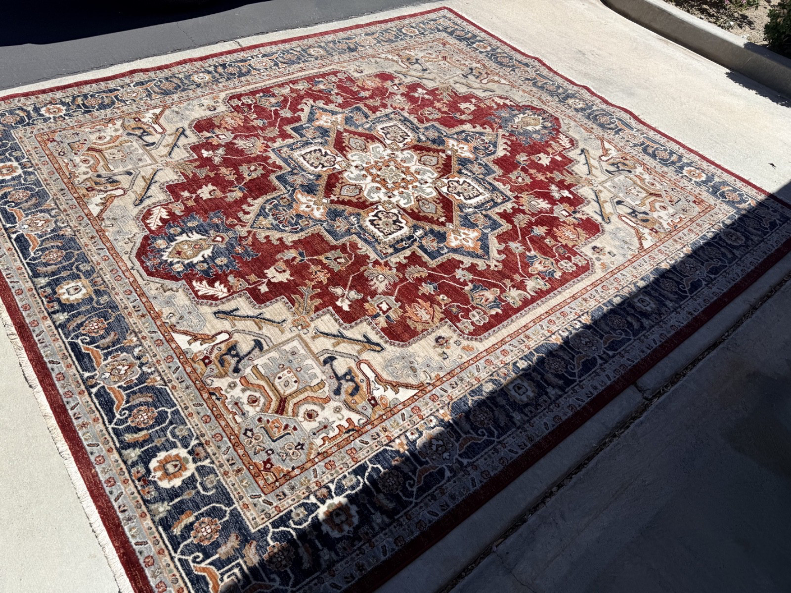 Lauren Ralph Lauren LRL1118P Red Blue Medallion Area Rug 7’9” x 9’6” Turkey