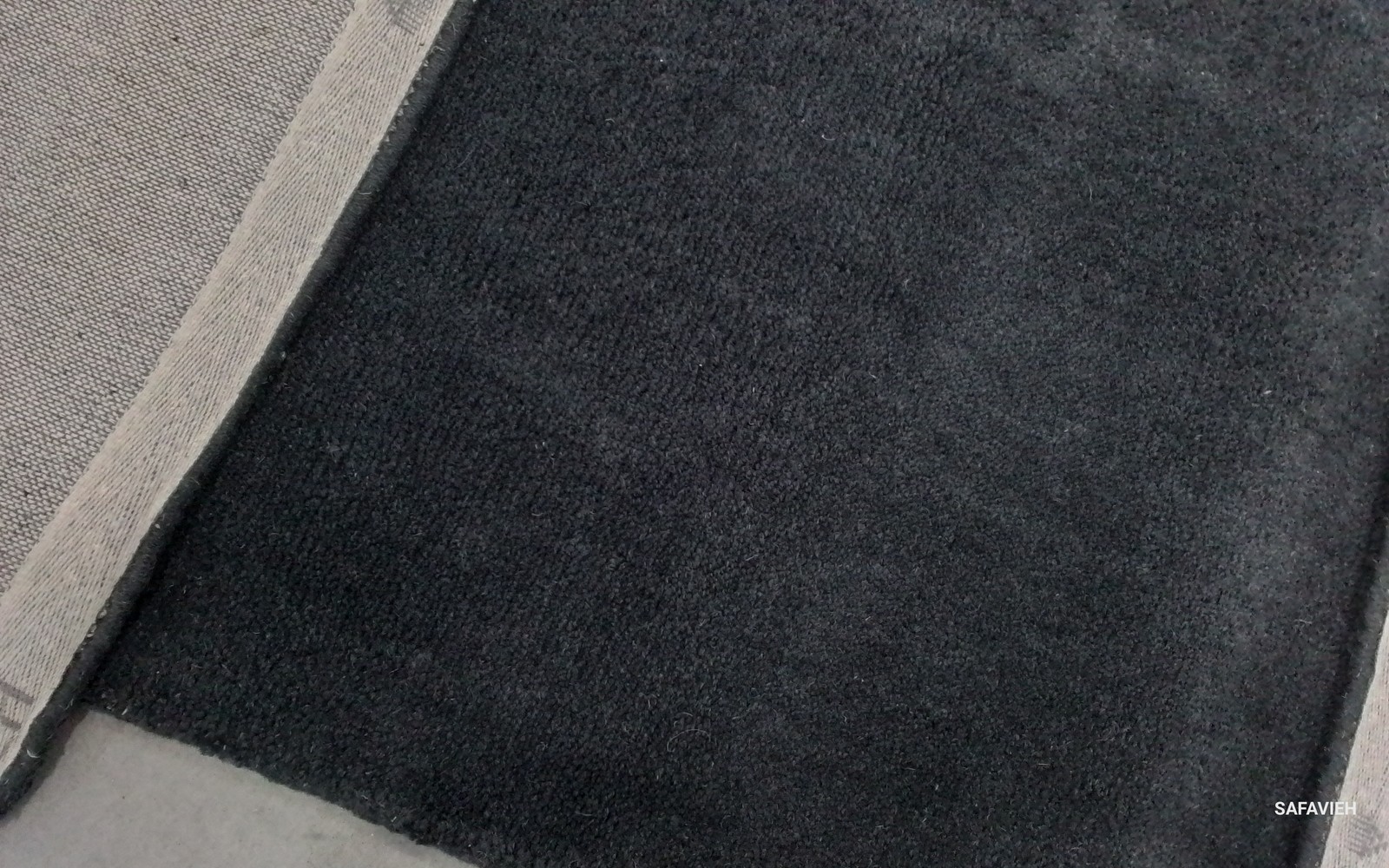BLACK 2′-3″ x 14′-0″ Flaw in Rug, Reduced Price 1172795631 HIM610C-214