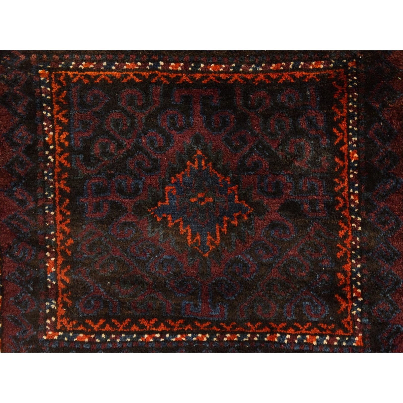 2’3″x5’4″ Wine Red Antique Balooch Saddle Bag Hand Knotted 100% Wool Runner Rug