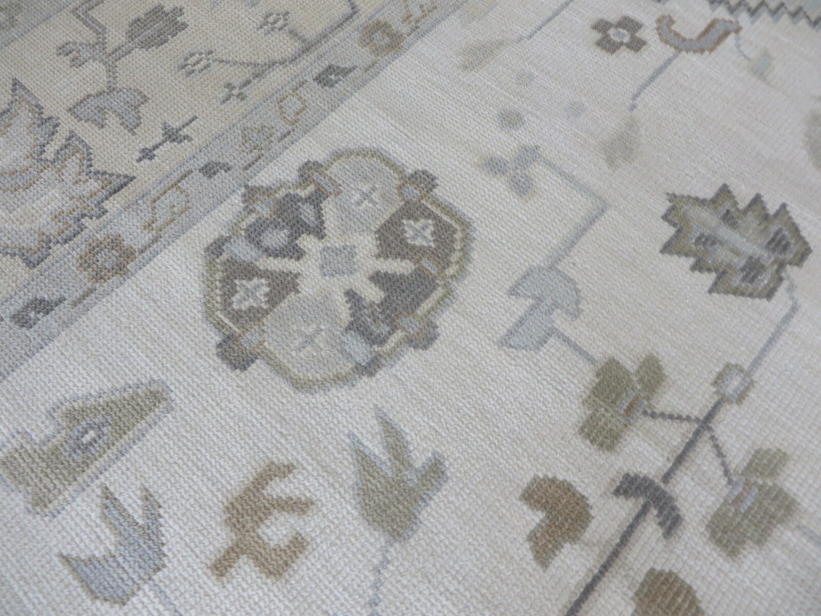 9’11 x 13’9 Hand Knotted Ivory Sultanabad Oushak Oriental Rug G15277