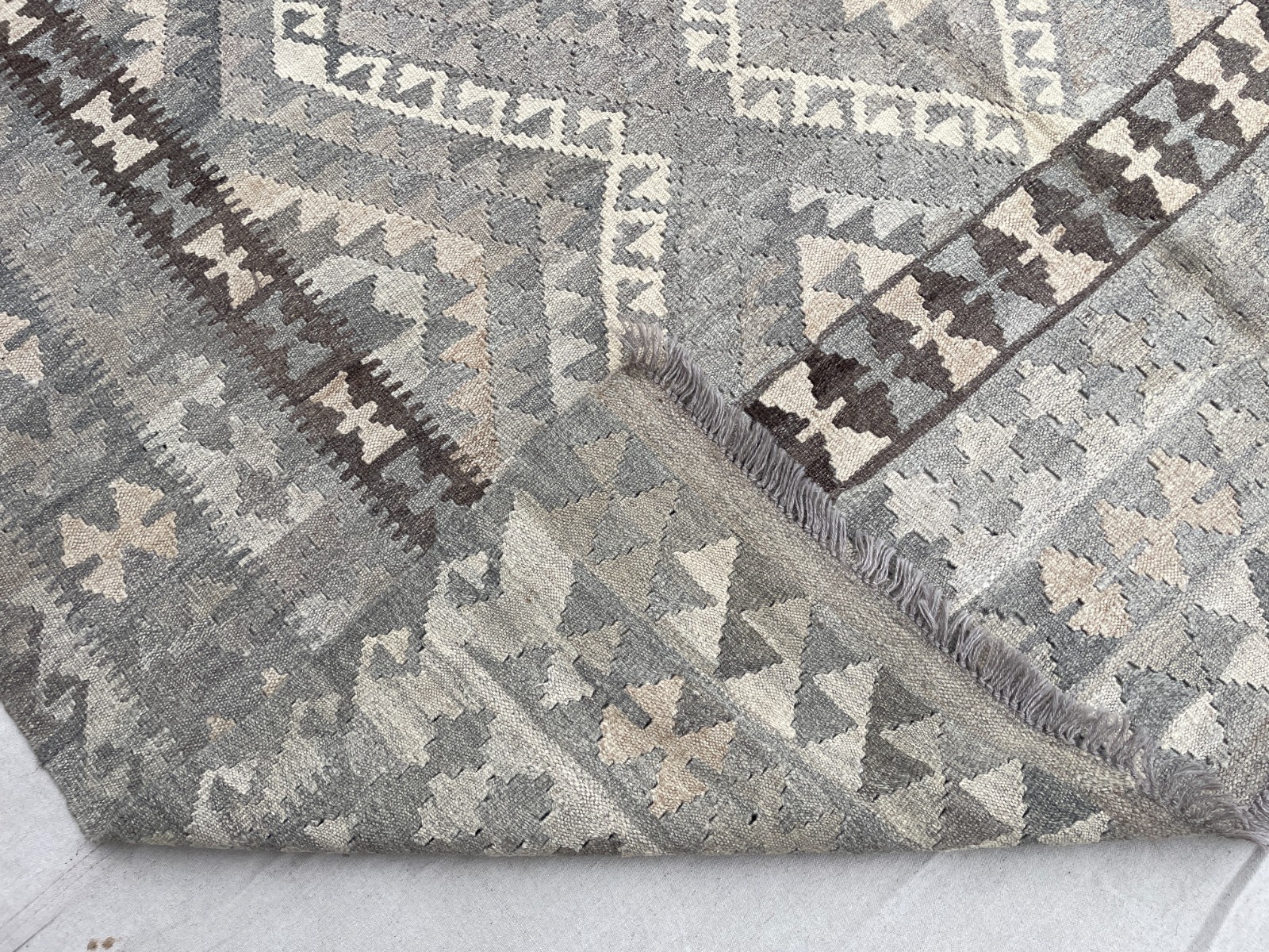6’5 x 9’7 Ft Elegant Neutral Chobi Kilim Rug – Afghan Handmade Flatweave Tribal