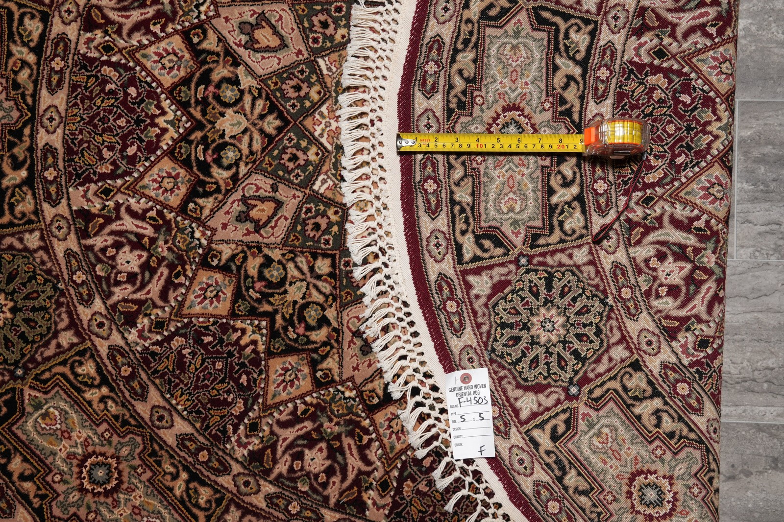 5 x 5 Feet Round Wool and Silk Rug Dom #F-4503