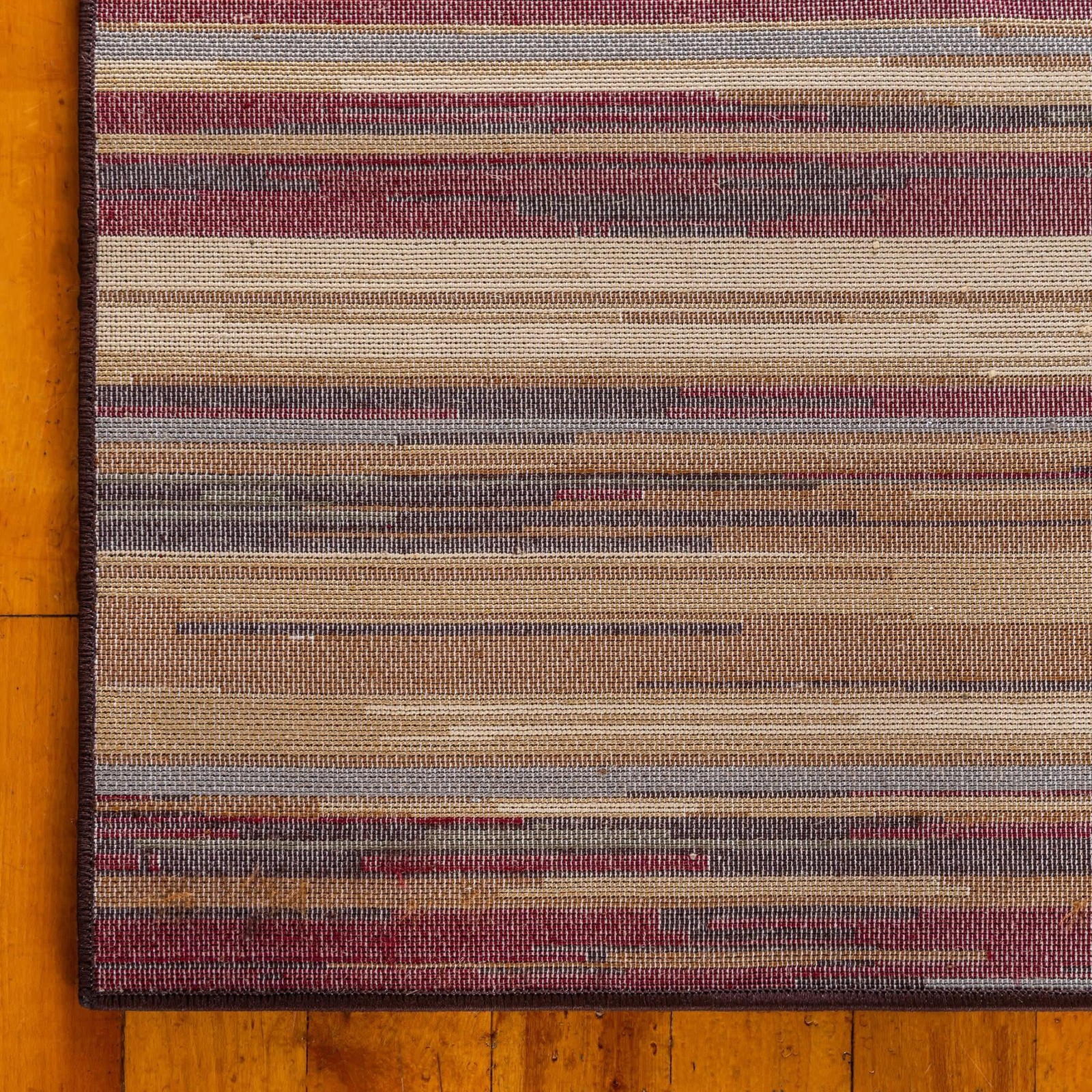 Barista Collection Area Rug – Icatu (5′ 1″ x 8′ Rectangle Beige/Brown)