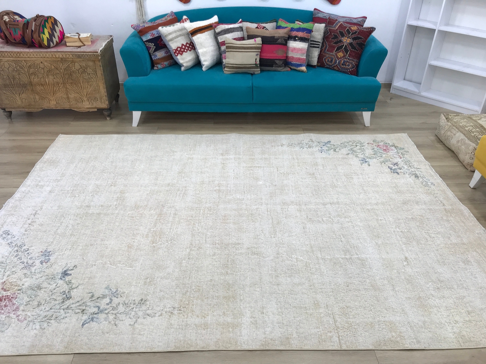 Oversize turkish rug, bohemian rug, wool rug, turkey carpet, vintage rug, antiq