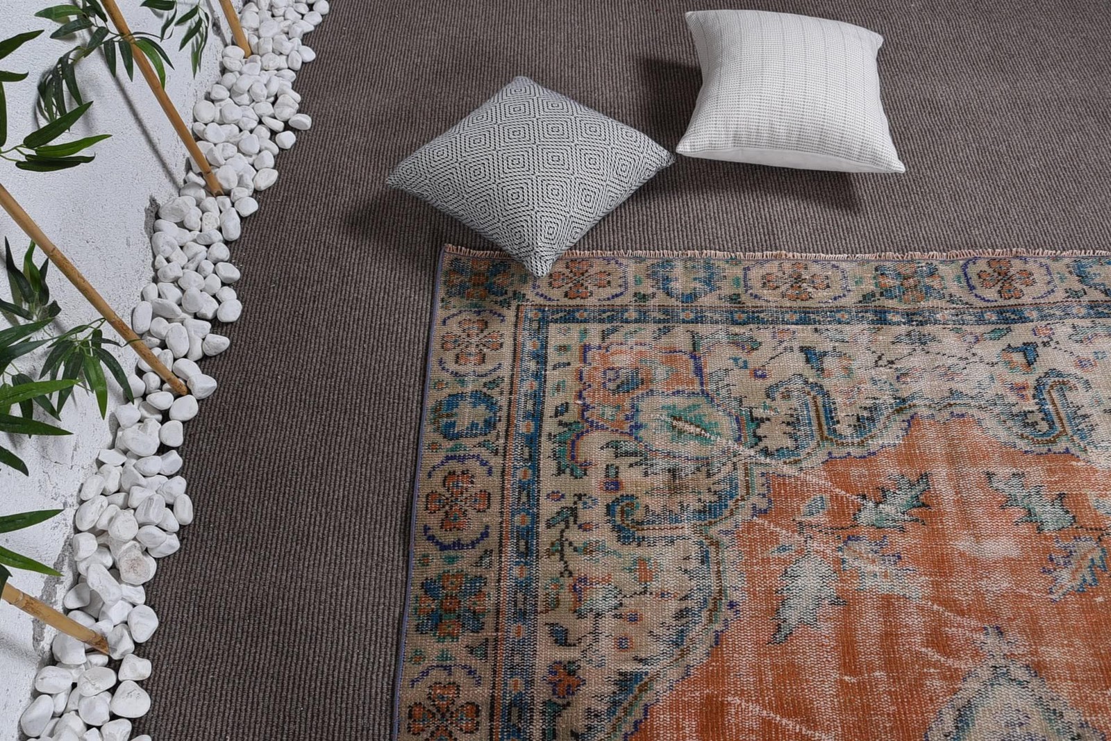 Turkish Vintage Rug 5,4×9,2 ft (164×281 cm), Orange Camouflage Wool Rug