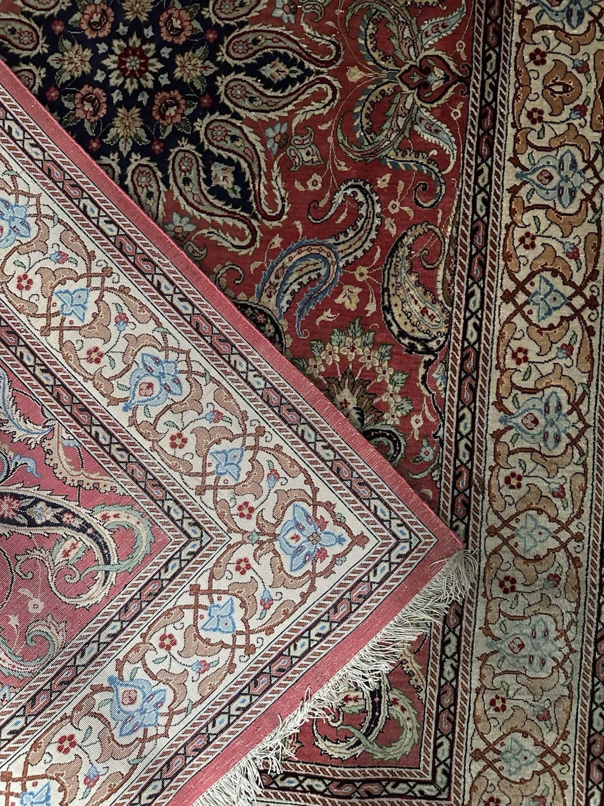 Silk Rug with Signature, Qume 100%Silk