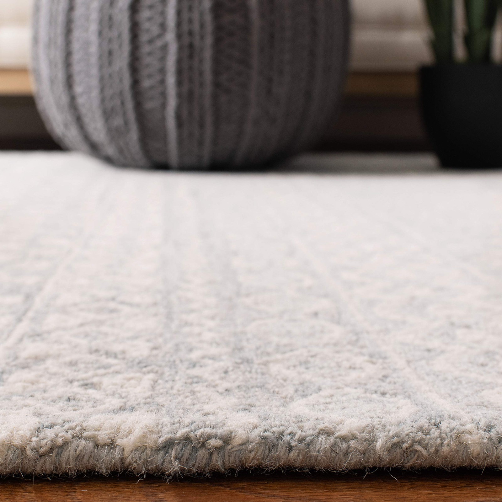 Safavieh Micro-Loop Collection Accent Rug – 4 X 6 Aqua Ivory Handmade Moroccan