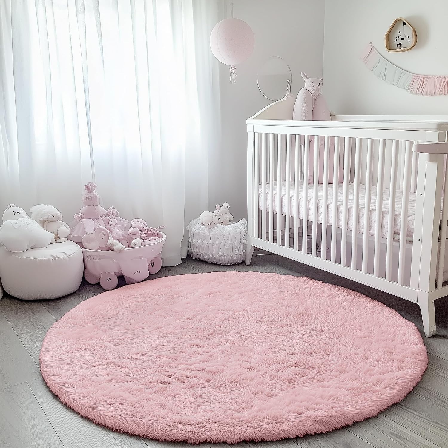 Soft Plush 4ft Round Pink Rug – Elegant Non-Slip Area Rug for Kids’ Bedrooms