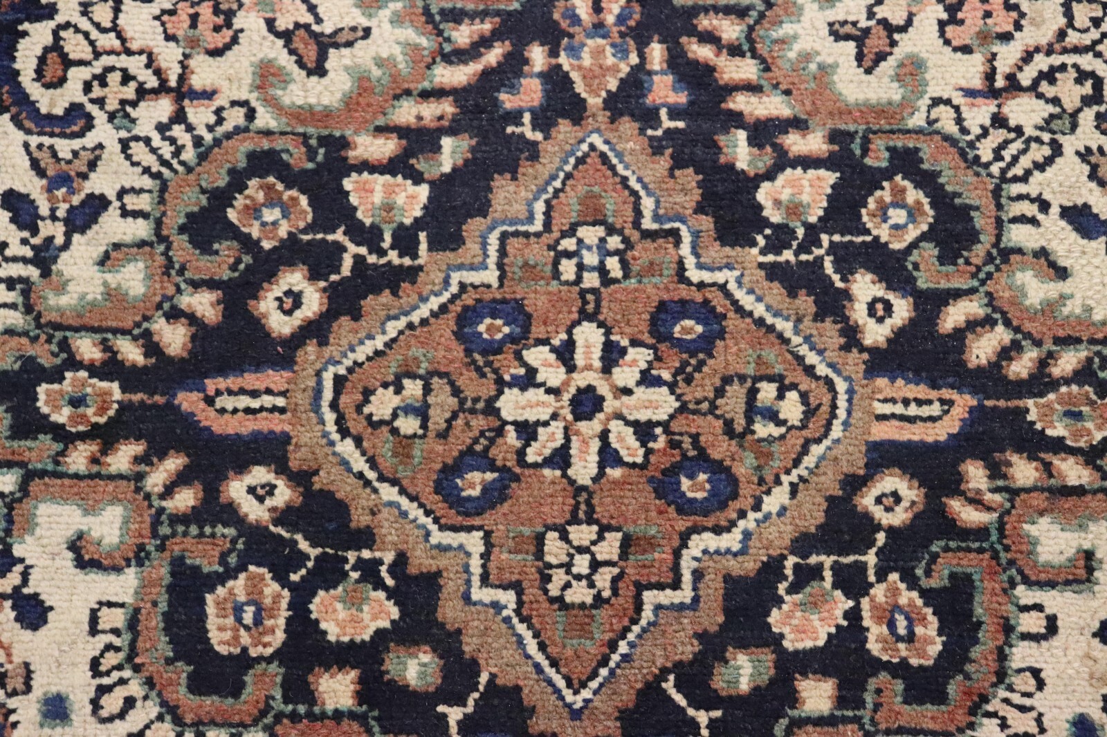 10’8″ X 13’6″ Tan Oriental Rug