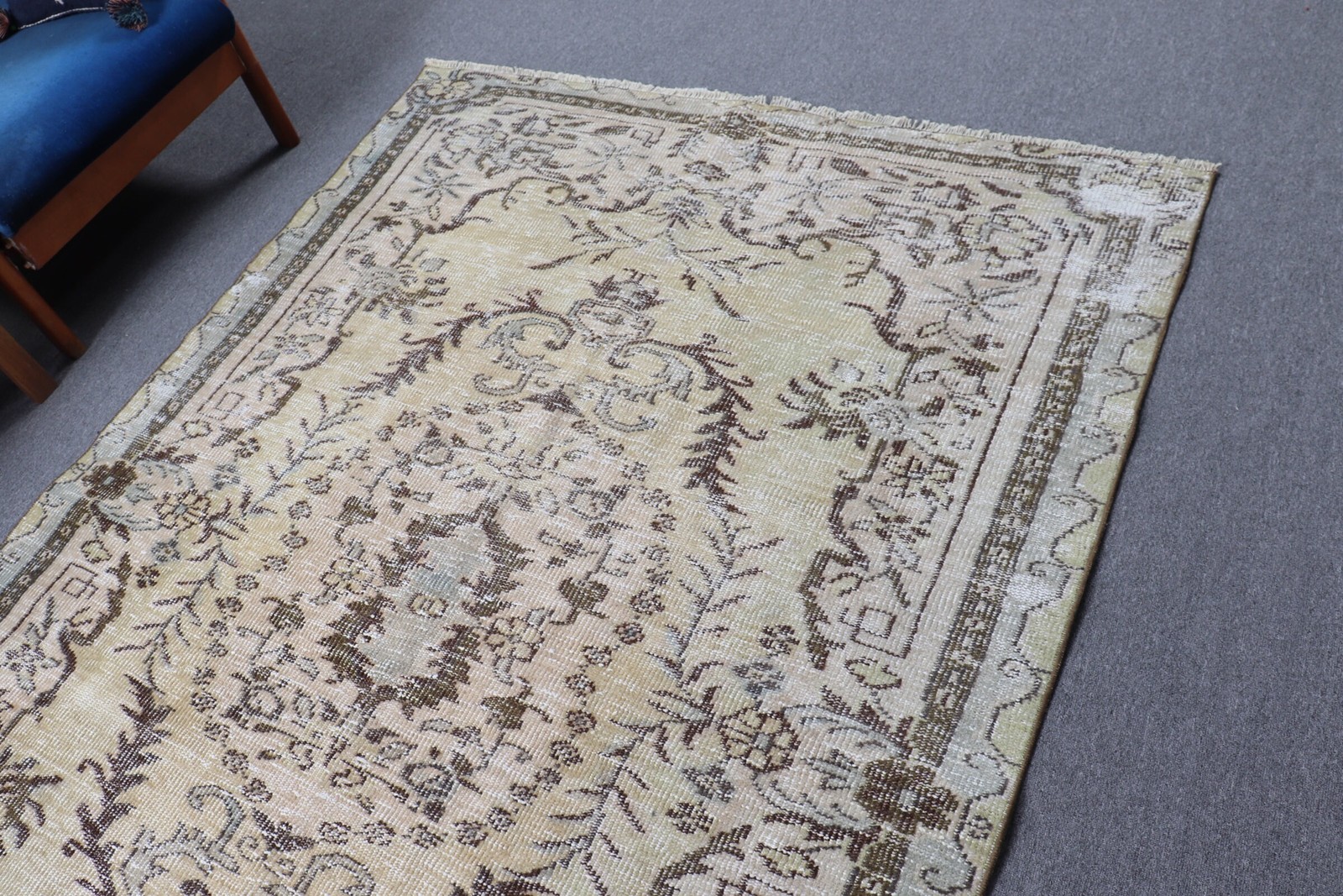 5,2×7,7 ft Large Turkish Rug, Vintage Rug, Brown White Check Wool Rug