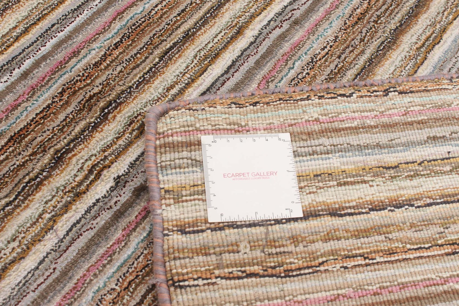 Traditional Hand loomed Oriental Carpet 5’4″ x 7’5″ Viscose Area Rug