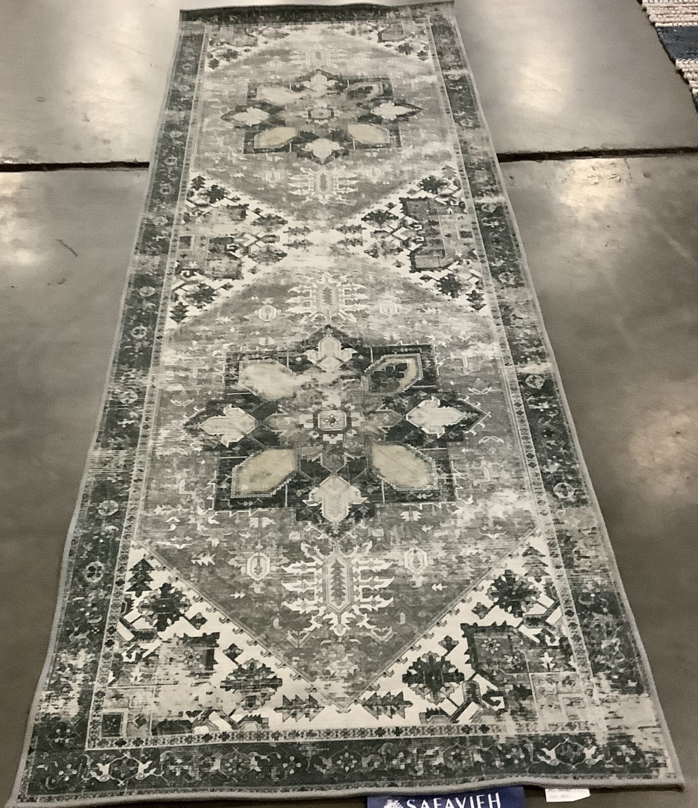 DARK SAGE / IVORY 2′-6″ x 8′-0″ Flaw in Rug, Reduced Price 1172671557 TSN102F-28