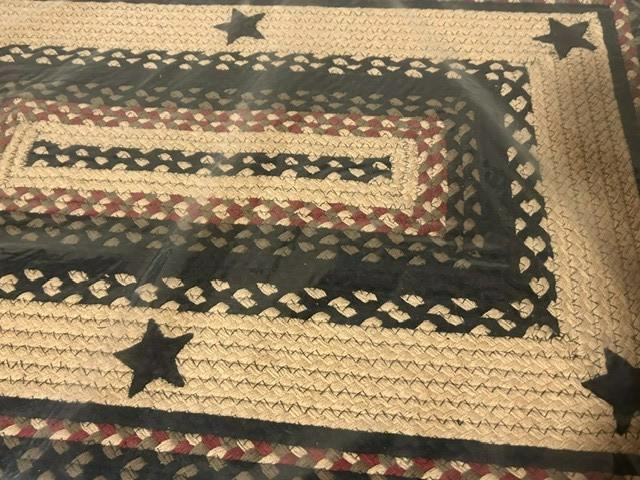 Country Black Star Braided jute Rug 20 in x 30 in