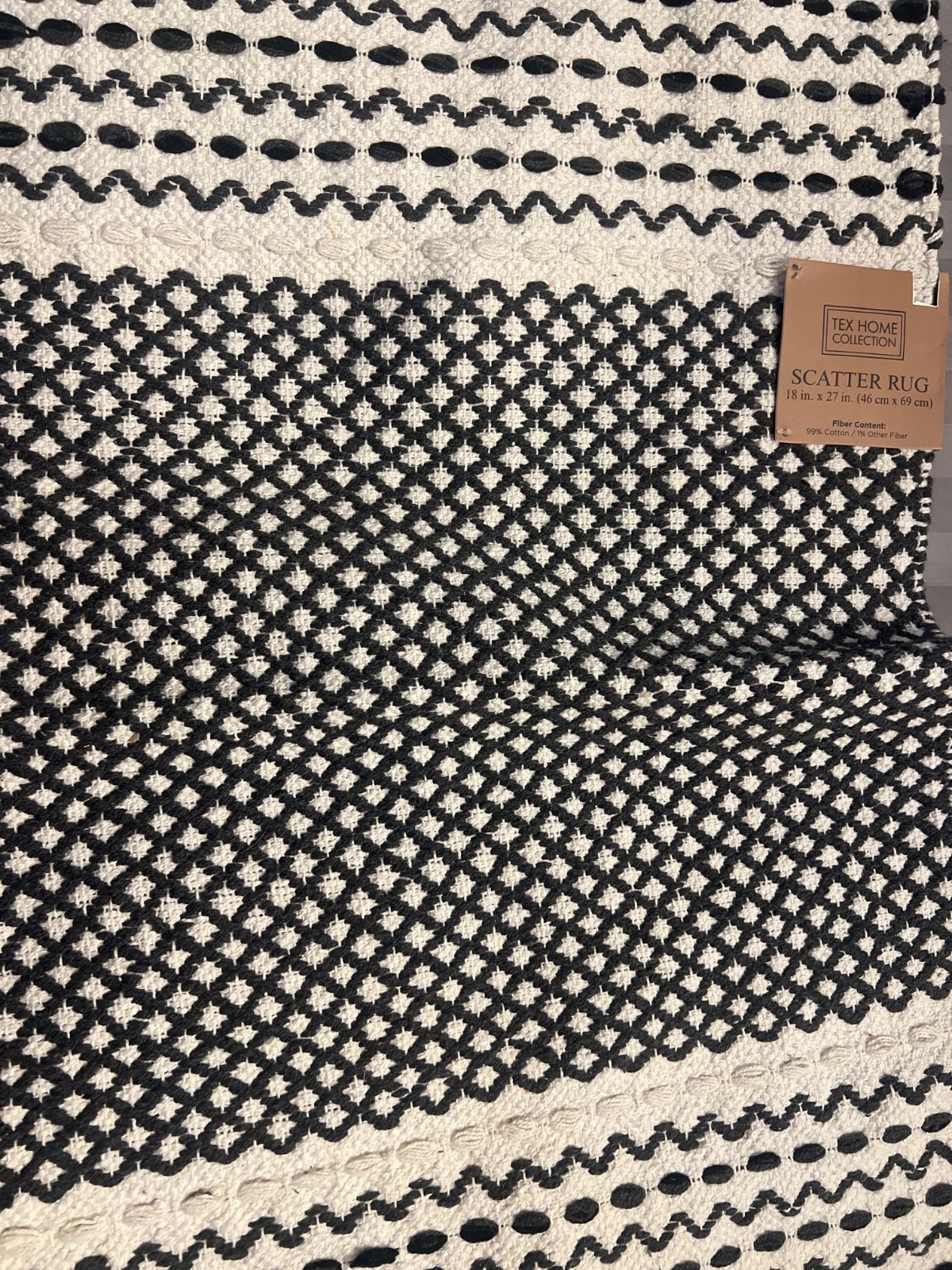 Scatter Rug by Tex Home Collection 18×27″ blue and white