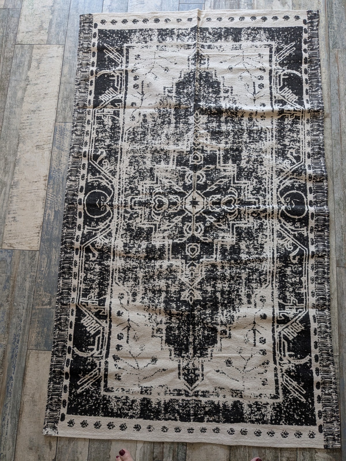 Throw Rug Black and Beige abstract design-Cotton Size 57×35