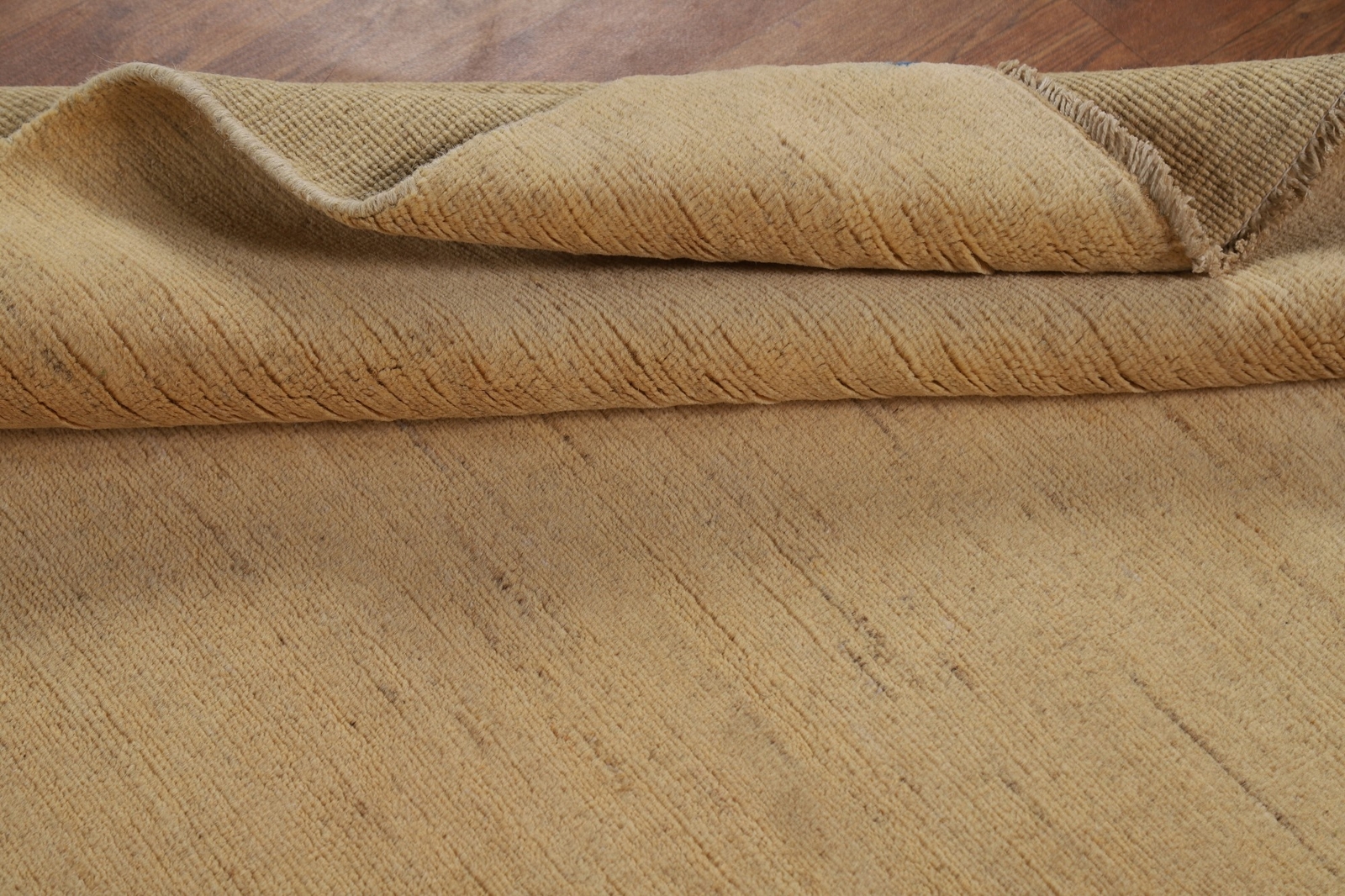 Durable Contemporary Gabbeh Solid Design Wool Rug – Made to Last! 4×6 ft