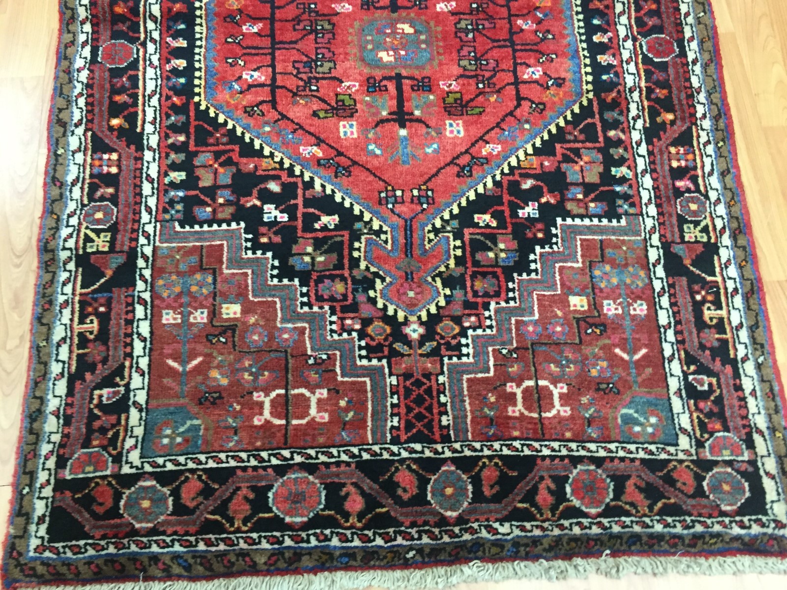 3’3″ x 5’1″ Turkish Oriental Rug – 1980s – Hand Made – 100% Wool
