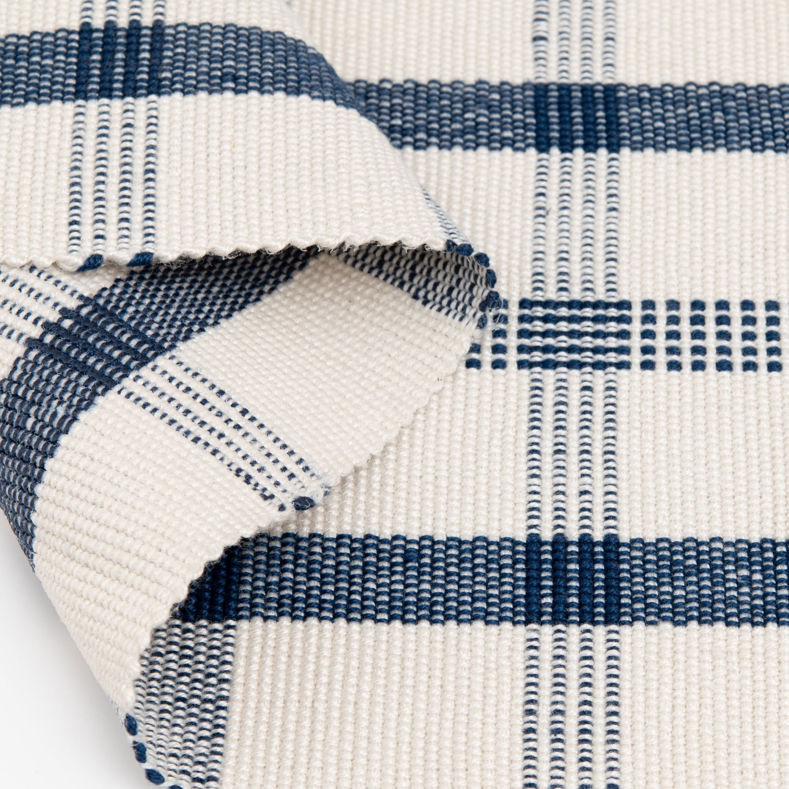 24″x36″ Blue Plaid Outdoor Layering Rug