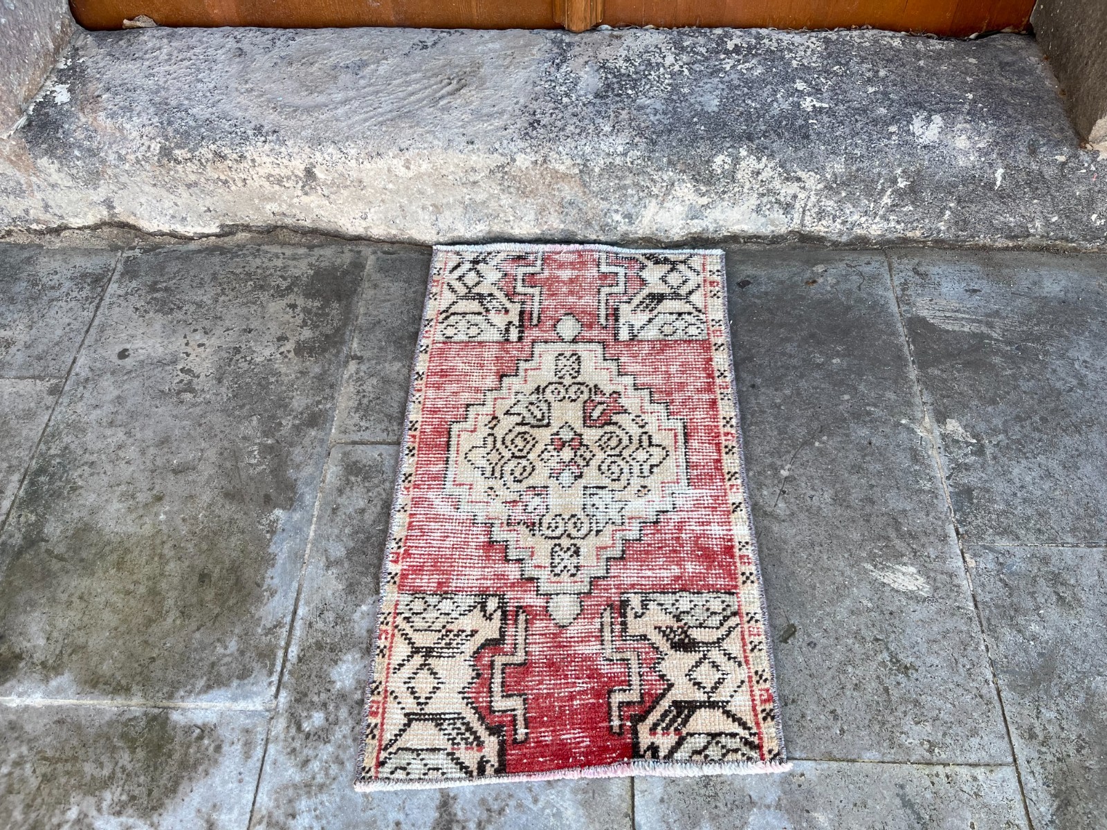 Vintage Turkish Oushak Rug 1.5×2.5 ft Small Red Anatolian Wool Door Mat