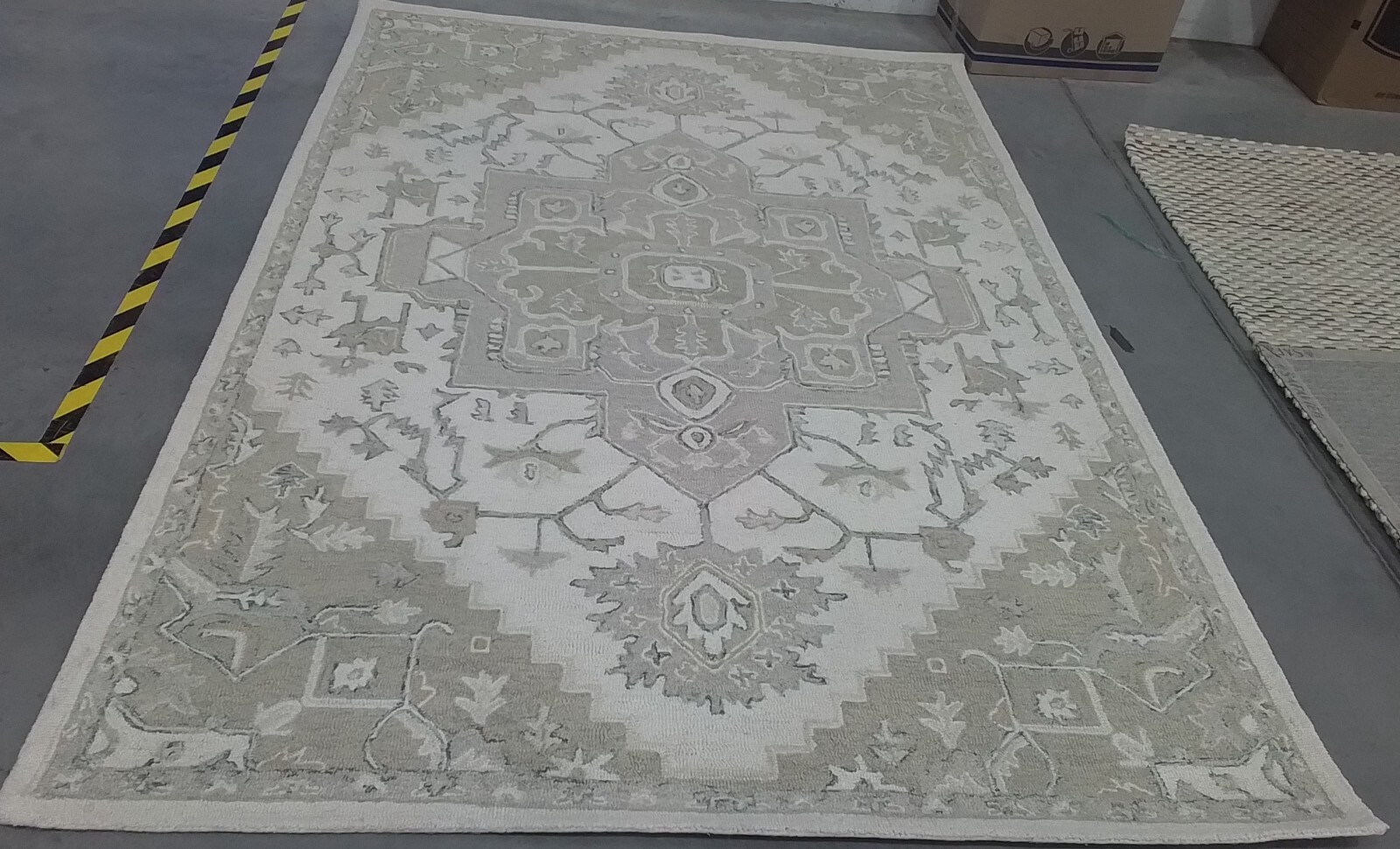 IVORY / BEIGE 6′ X 9′ Back Stain Rug, Reduced Price 1172762196 MLP503B-6