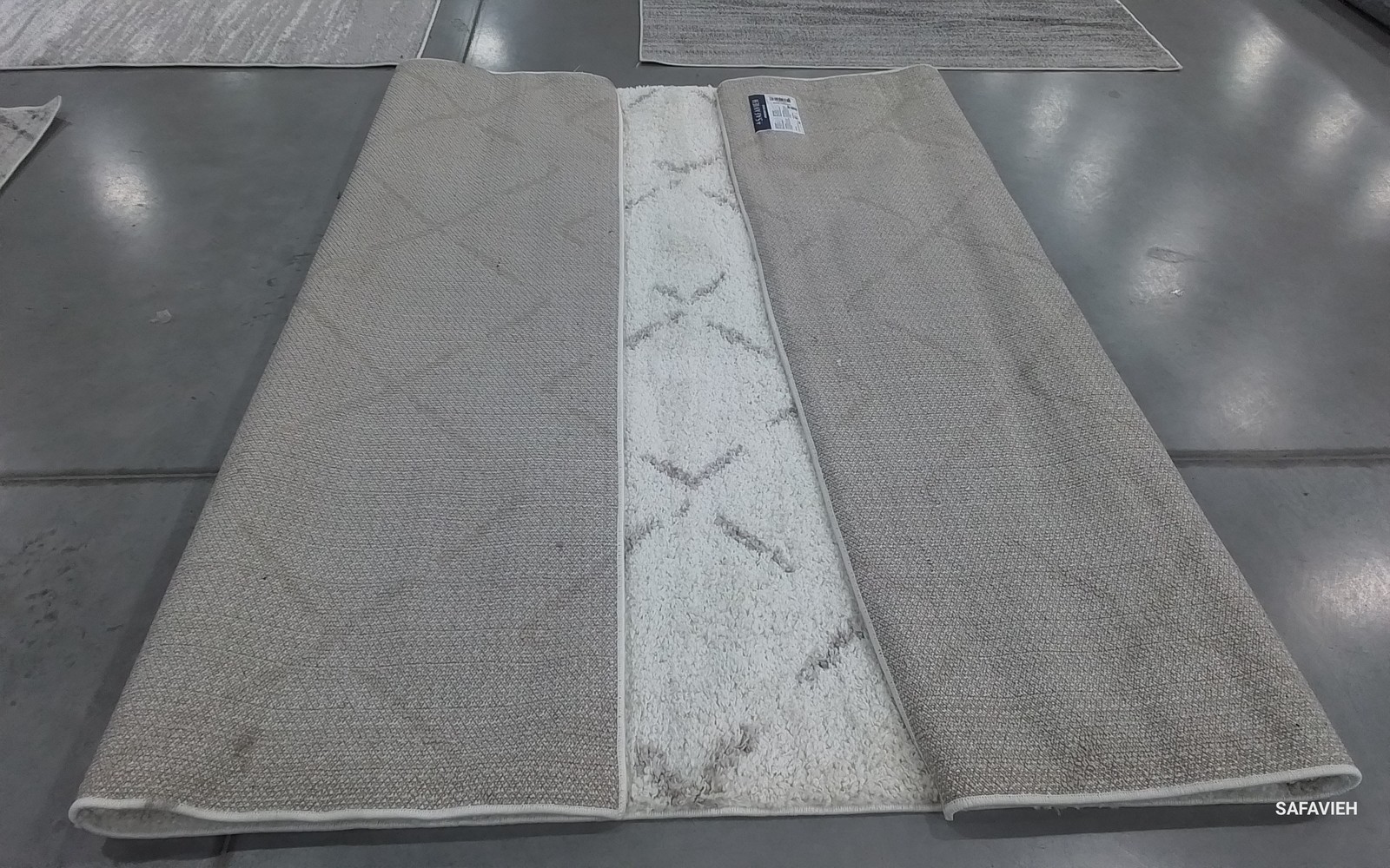 IVORY / BEIGE 6′-7″ x 9′-2″ Back Stain Rug, Reduced Price 1172807391 ASG743A-7
