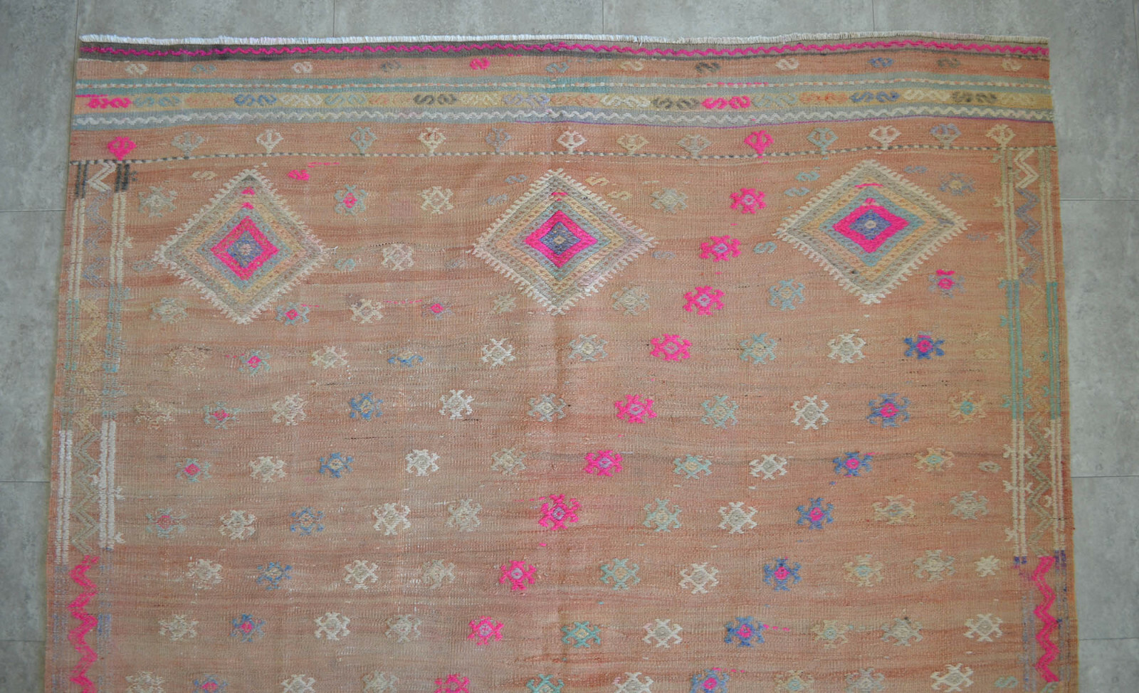 6×9 Rug Turkish Hand Made Kilim Antique Muted Color Pink Rug actual: 59″ x 98″