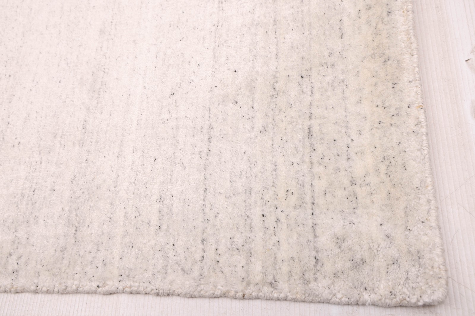 Traditional Hand loomed Area Rug 10’0″ x 14’0″ Light Grey Oriental Carpet