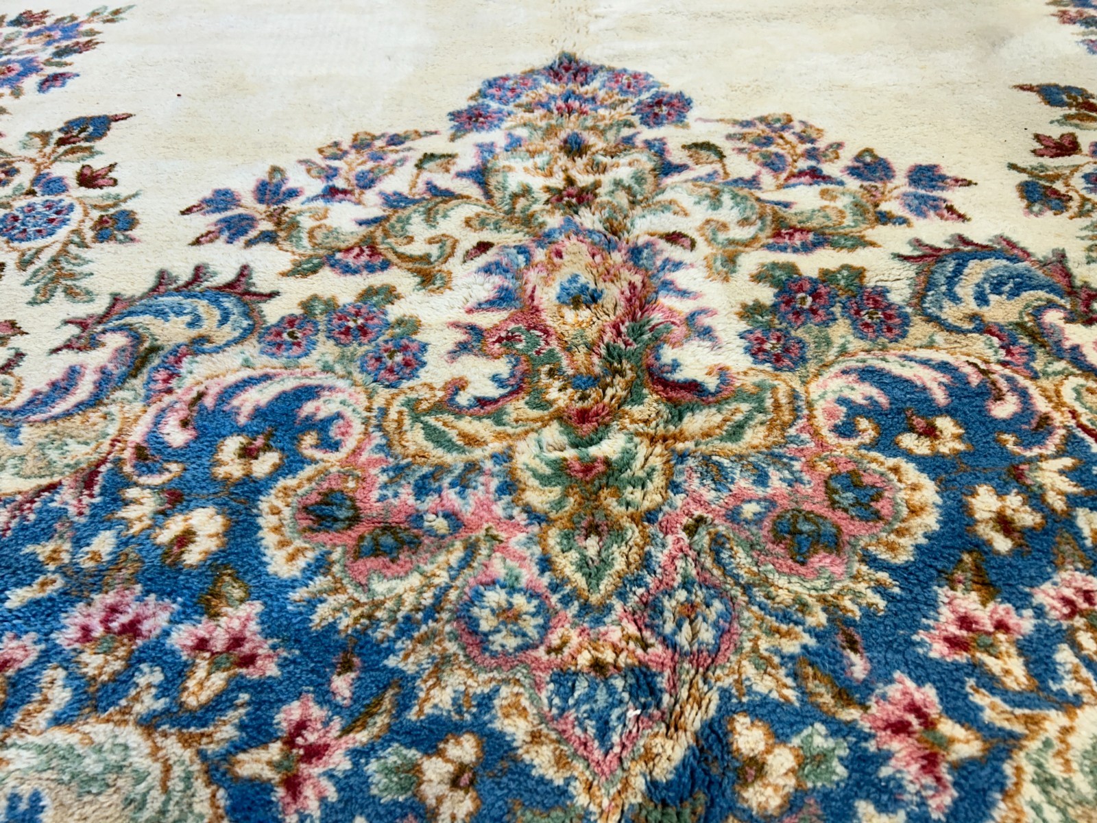 10’11″x14’9″ Hand-Knotted Wool Kermane Area Rug – 11×15 Handmade Carpet