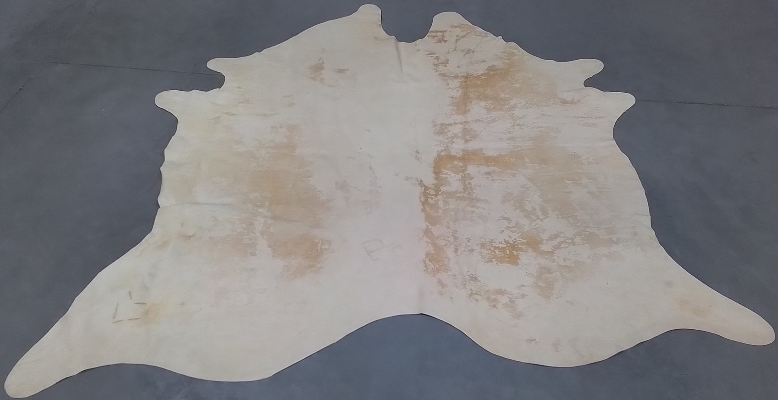 TAN 5′-6″ x 6′-6″ Back Stain Rug, Reduced Price 3172810450 COH212D-6