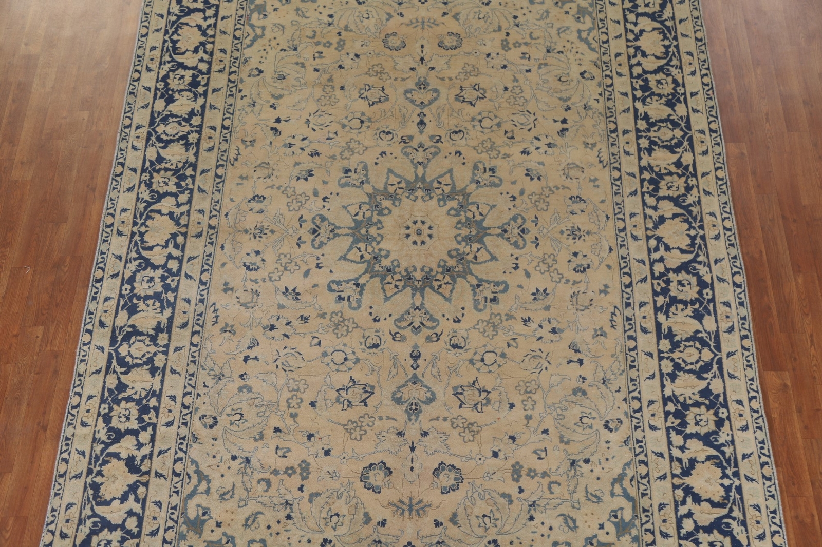Vintage Floral Beige/ Navy Blue Najafabad Traditional Hand-made Area Rug 8’x12′