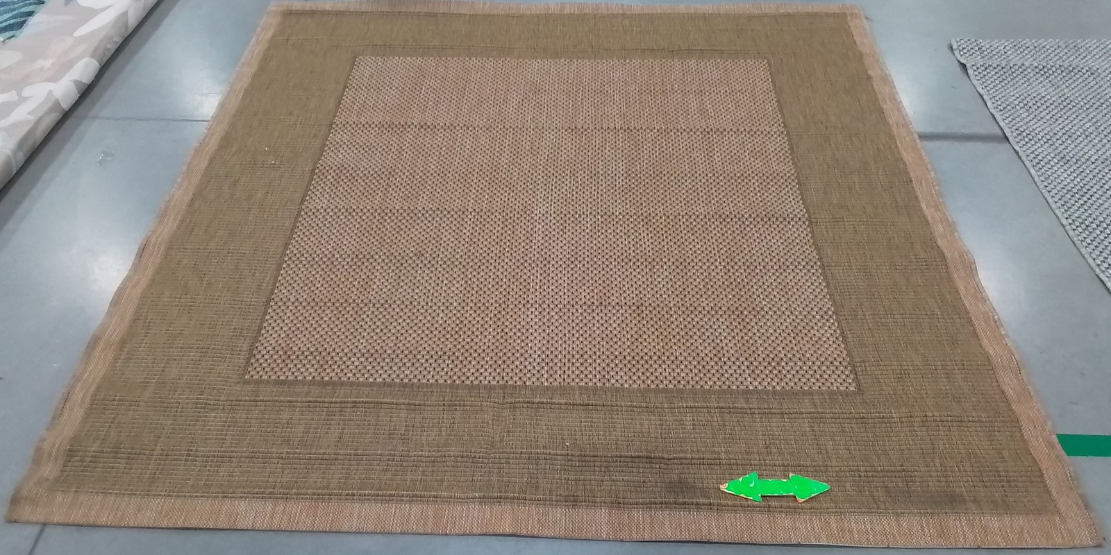 NATURAL/GOLD 6′-7″ x 6′-7″ Stained Rug, Reduced Price 1172807949 CY7987-39A5-7SQ