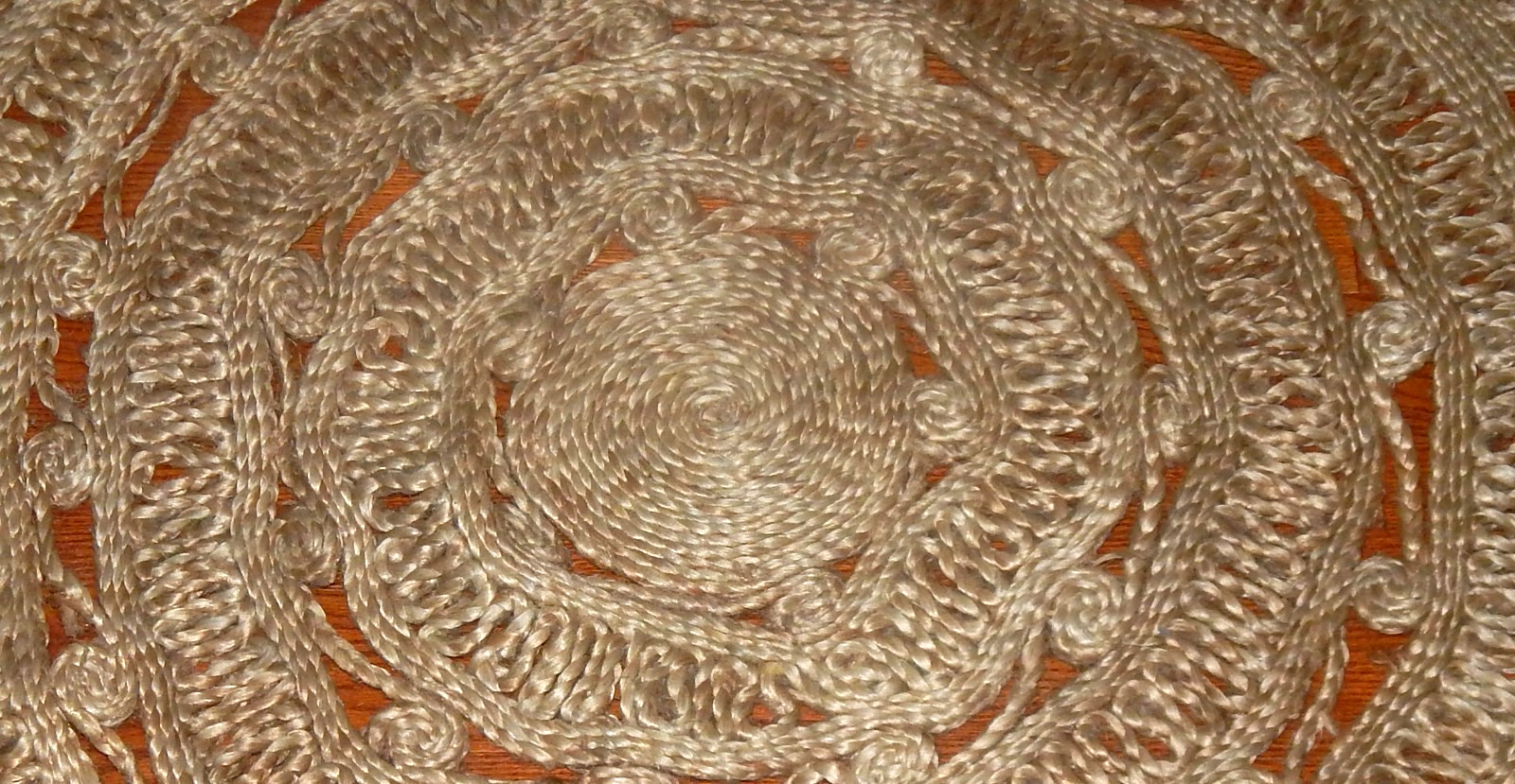 Handmade 43″in Round Jute Rug 100% Natural Reversible Braided Modern Decor