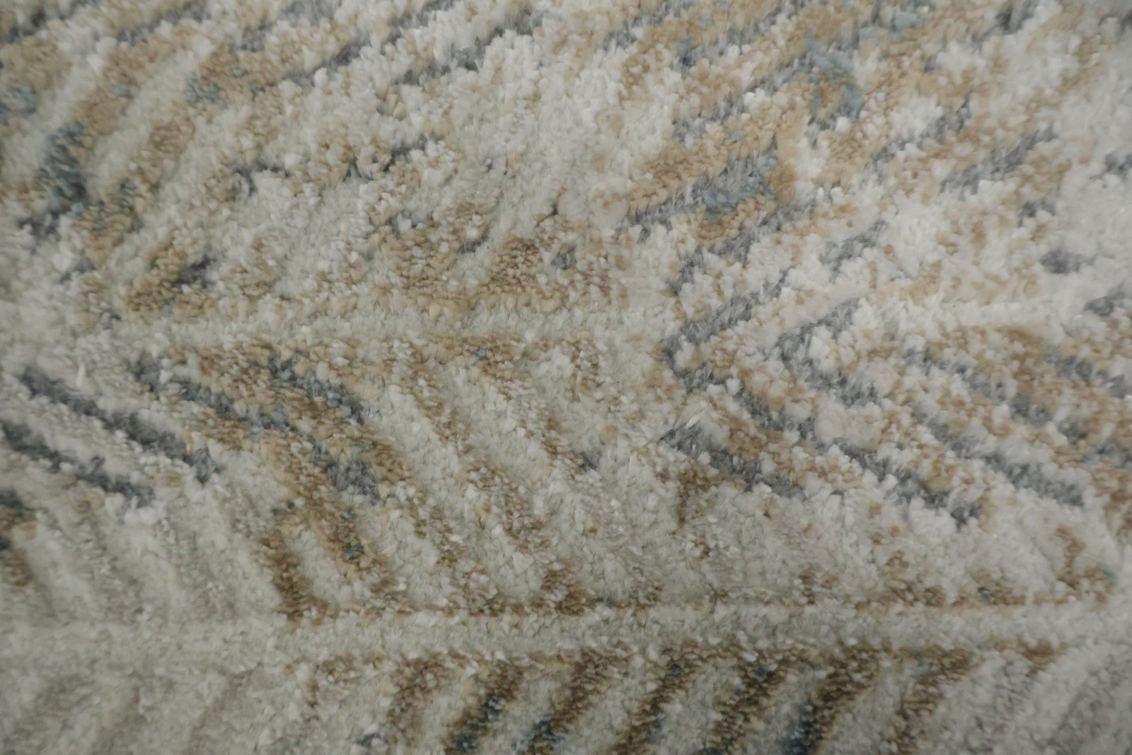 Subtle Blue and Beige Area Rug 5×8 Ft Abstract & Modern Turkish Carpet