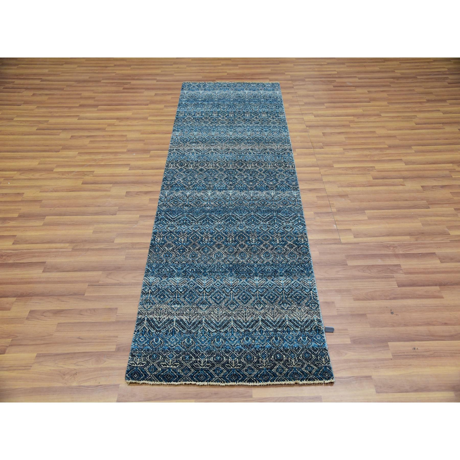 2’8″ x 8’1″ Blue Hand Knotted Kohinoor Repetitive Diamond Wool Runner Rug R76014