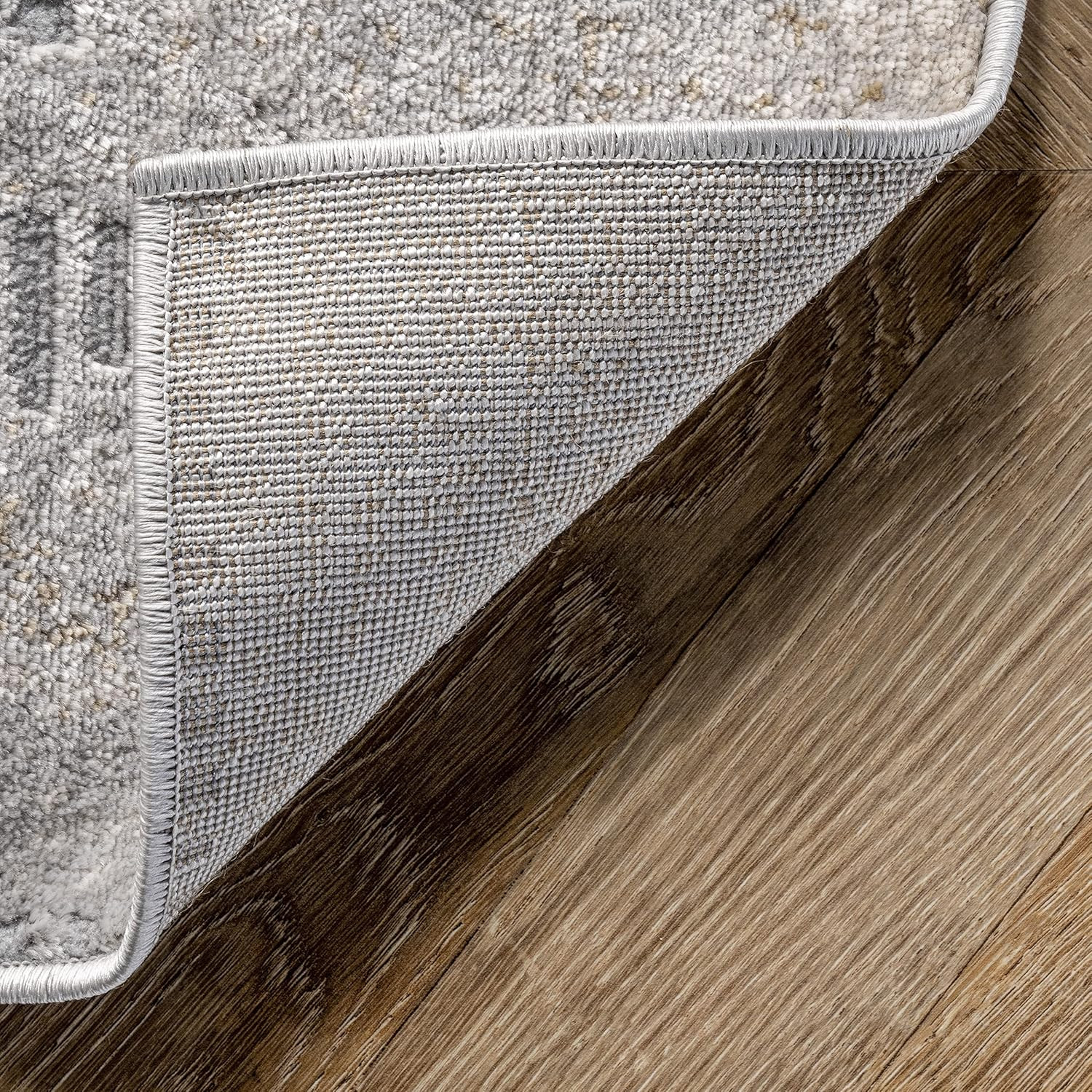 Alice 8’10” X 12′ Abstract Area Rug in Light Grey/Ivory for Any Room