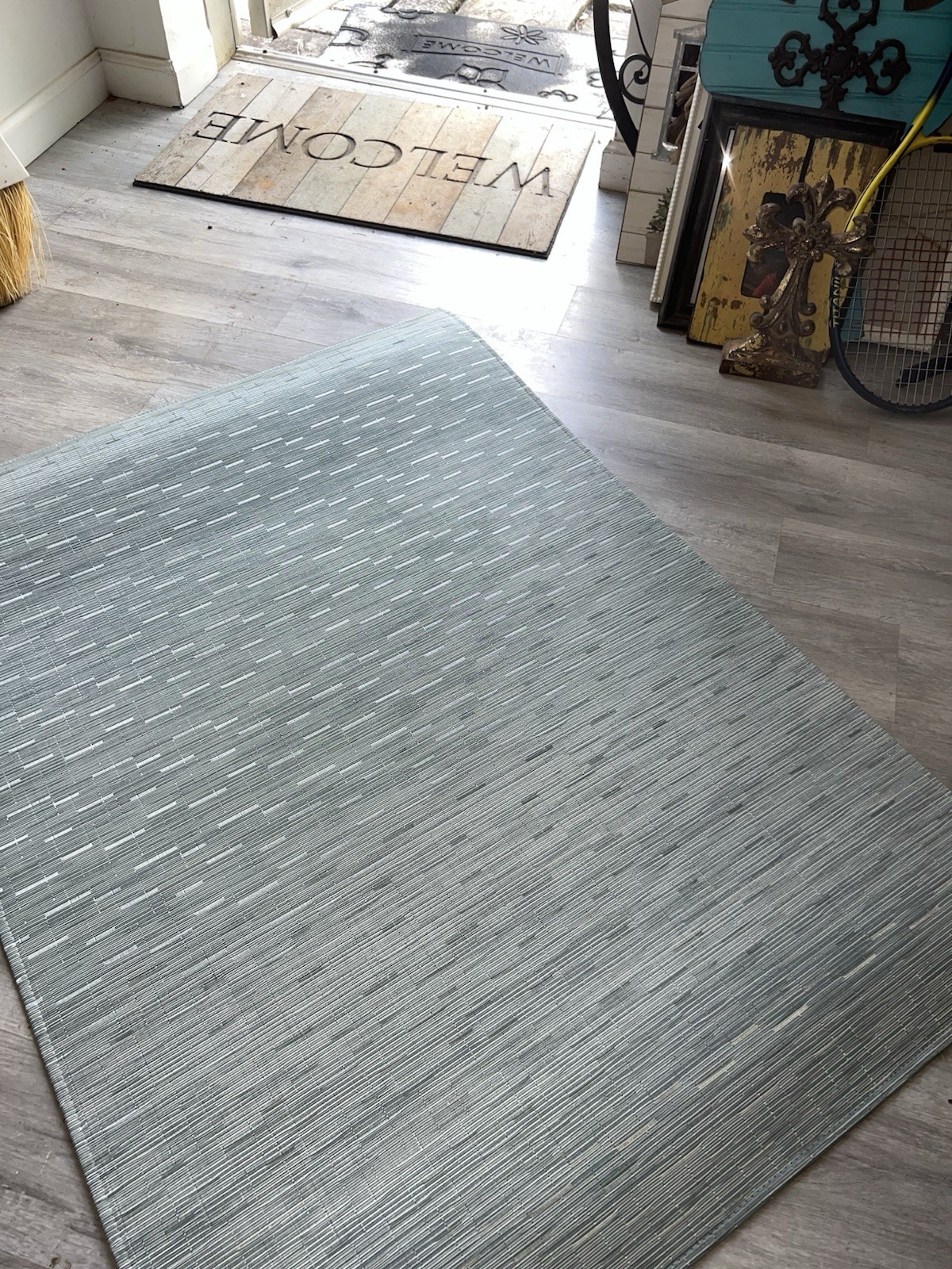 Chilewich Woven Floormat Woven Vinyl Stripe Area Rug Mint Green 89 x 122 cm
