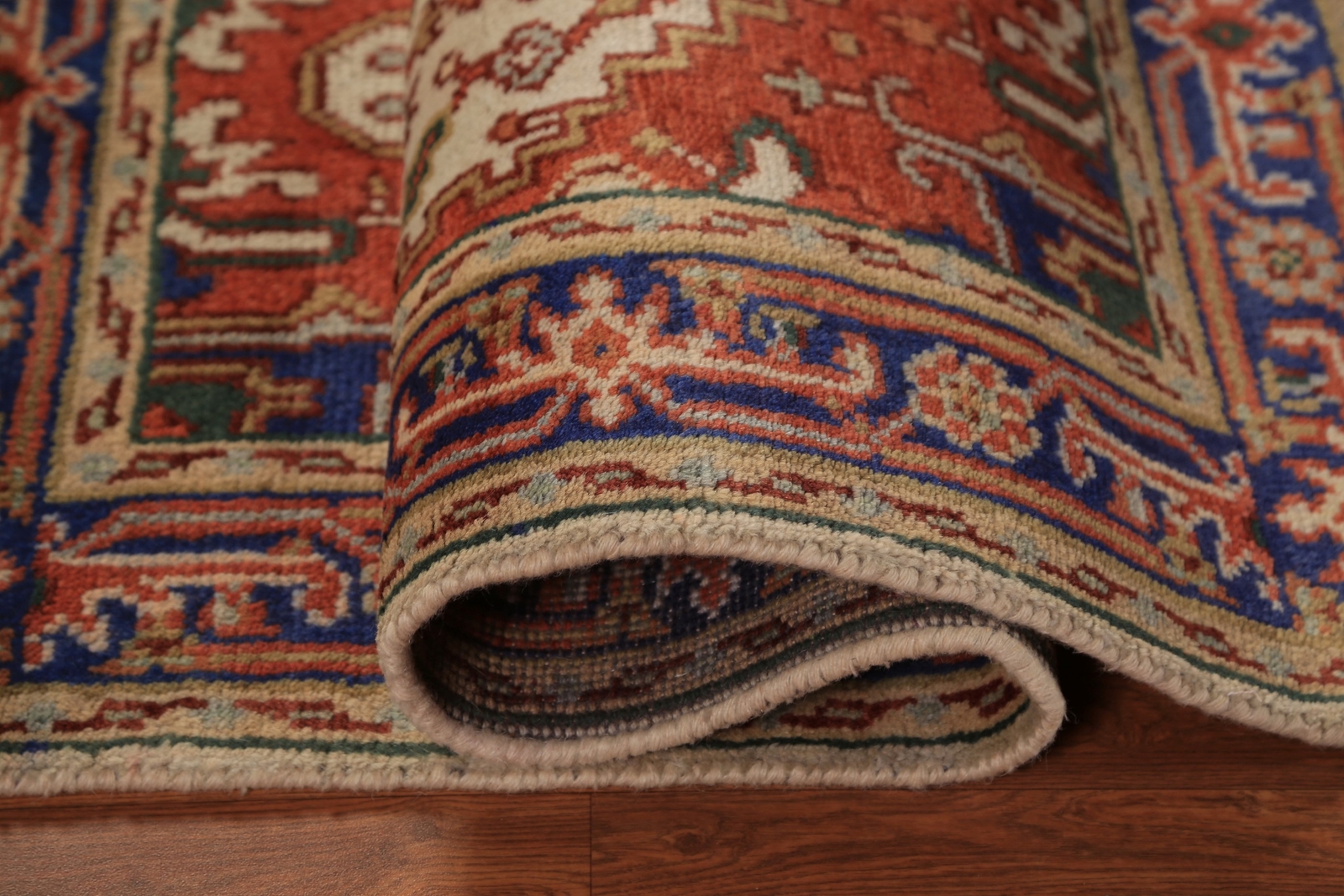 Heriz Serapi Ivory Hand-Knotted Indian Carpet in Wool 5′ 1″ x 3′ 0″