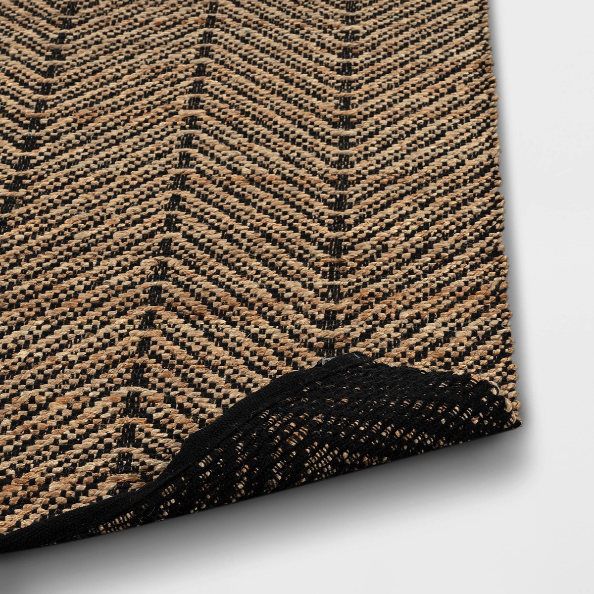 2’4″x7′ Handloom Chevron Runner Rug Black – Threshold™: Jute & Cotton, Indoor